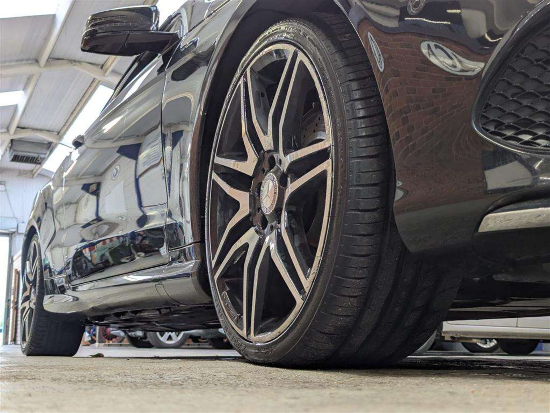 2015 MERCEDES-BENZ E400 AMG LINE AUTO - Image 13 of 26