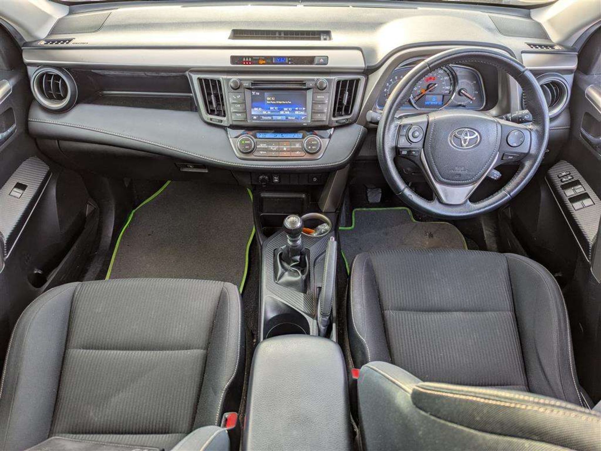 2014 TOYOTA RAV4 ICON D-4D 4X2 - Image 7 of 27