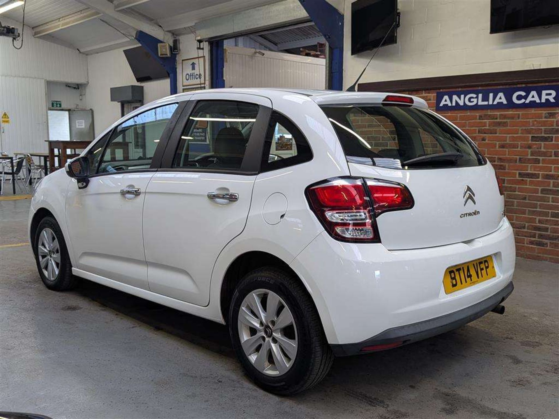 2014 CITROEN C3 VTR + - Image 4 of 28