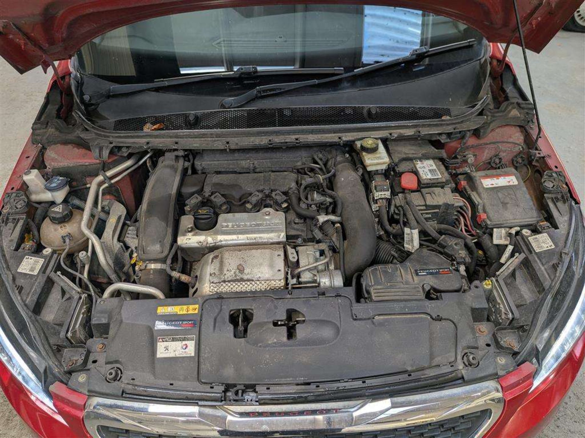 2015 PEUGEOT 308 GTI BY PEUGEOTSPORT T - Image 24 of 30