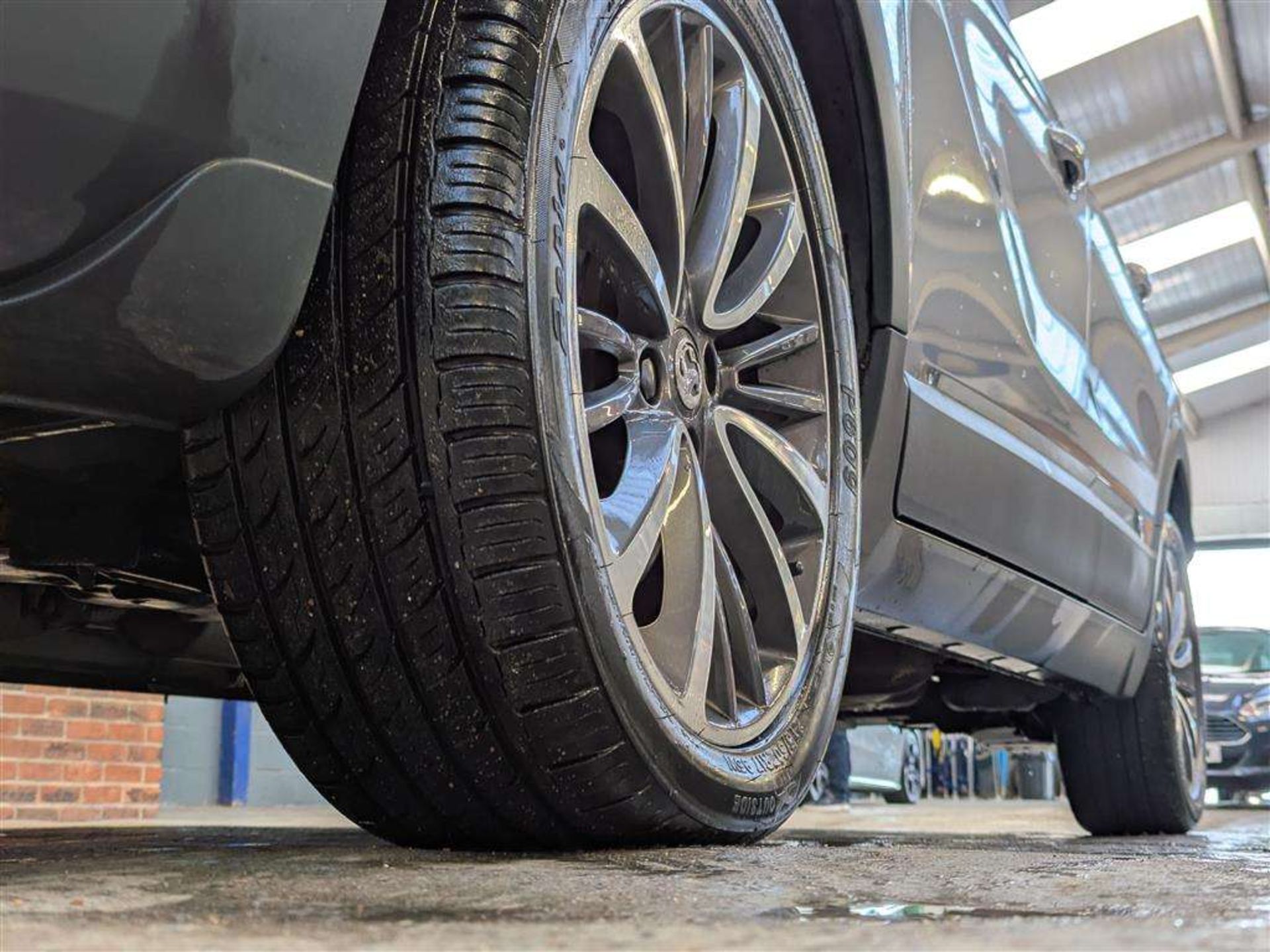 2020 VAUXHALL CROSSLAND X ELITE TURBO AUTO - Image 11 of 28