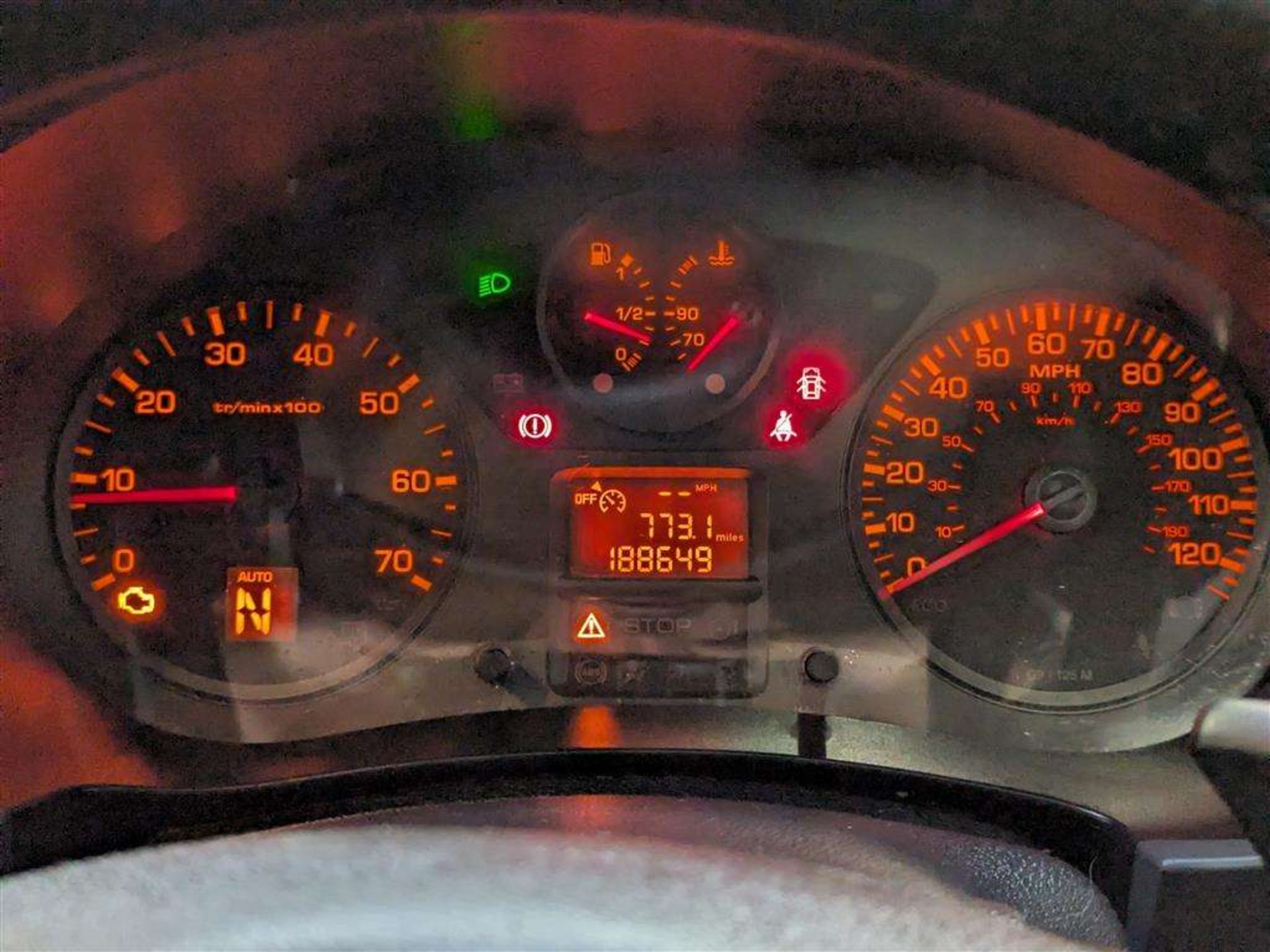 2011 PEUGEOT PARTNER TEPEE S E-HDI S-A - Image 27 of 29