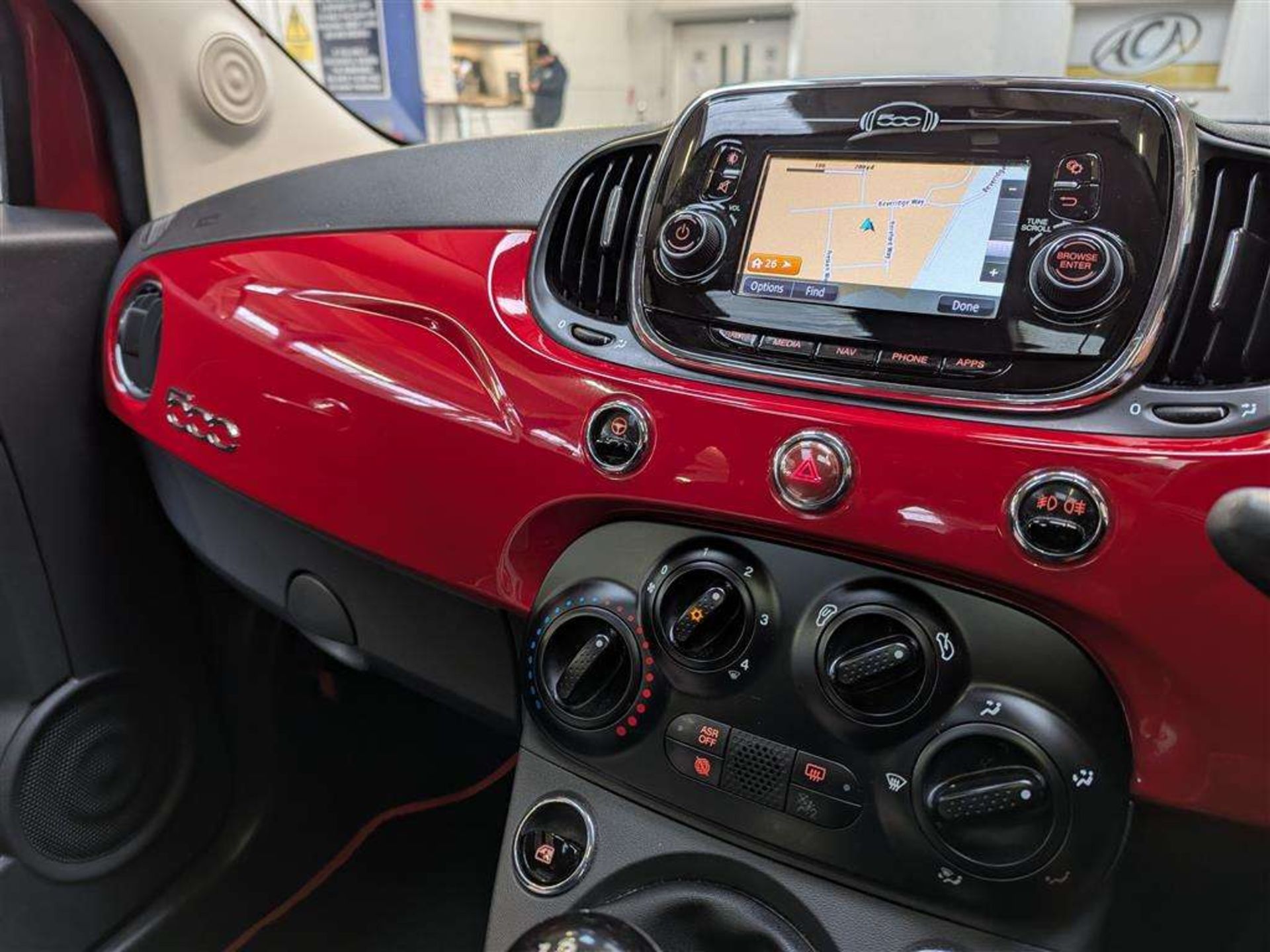 2016 FIAT 500 LOUNGE - Image 13 of 28