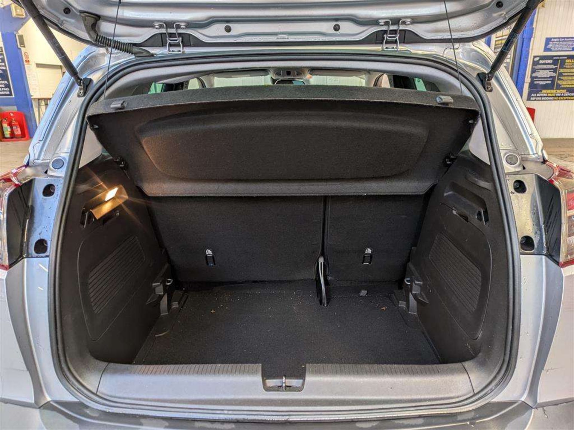 2020 VAUXHALL CROSSLAND X ELITE TURBO AUTO - Image 8 of 28