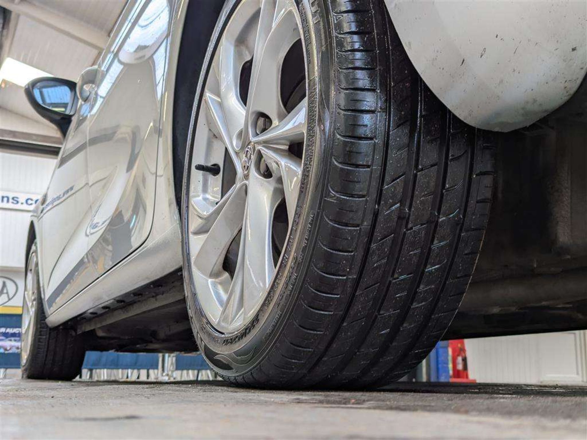 2017 VAUXHALL ASTRA SRI NAV TURBO - Image 10 of 28