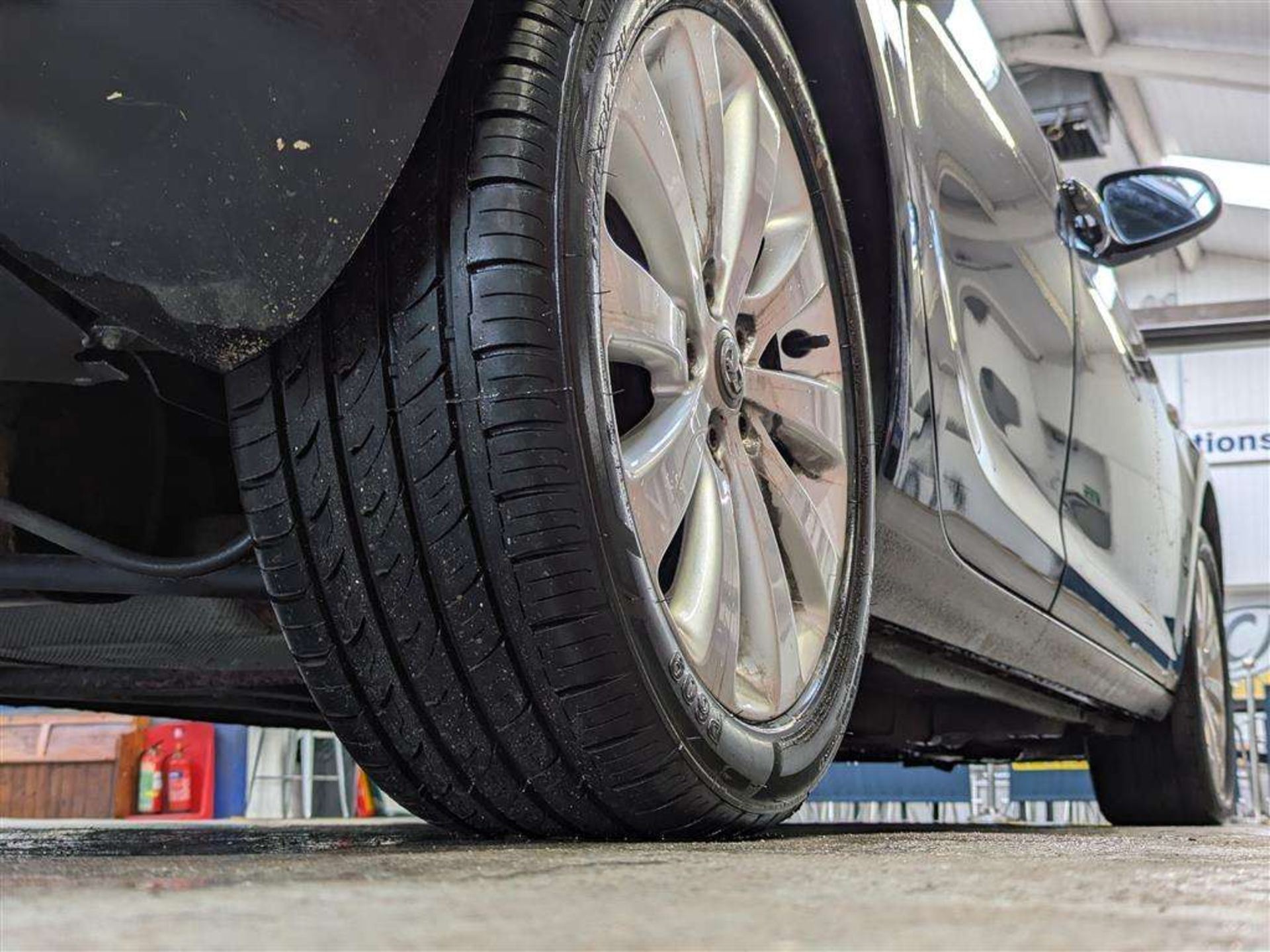 2010 VAUXHALL ASTRA EXCLUSIV 85 - Image 13 of 49