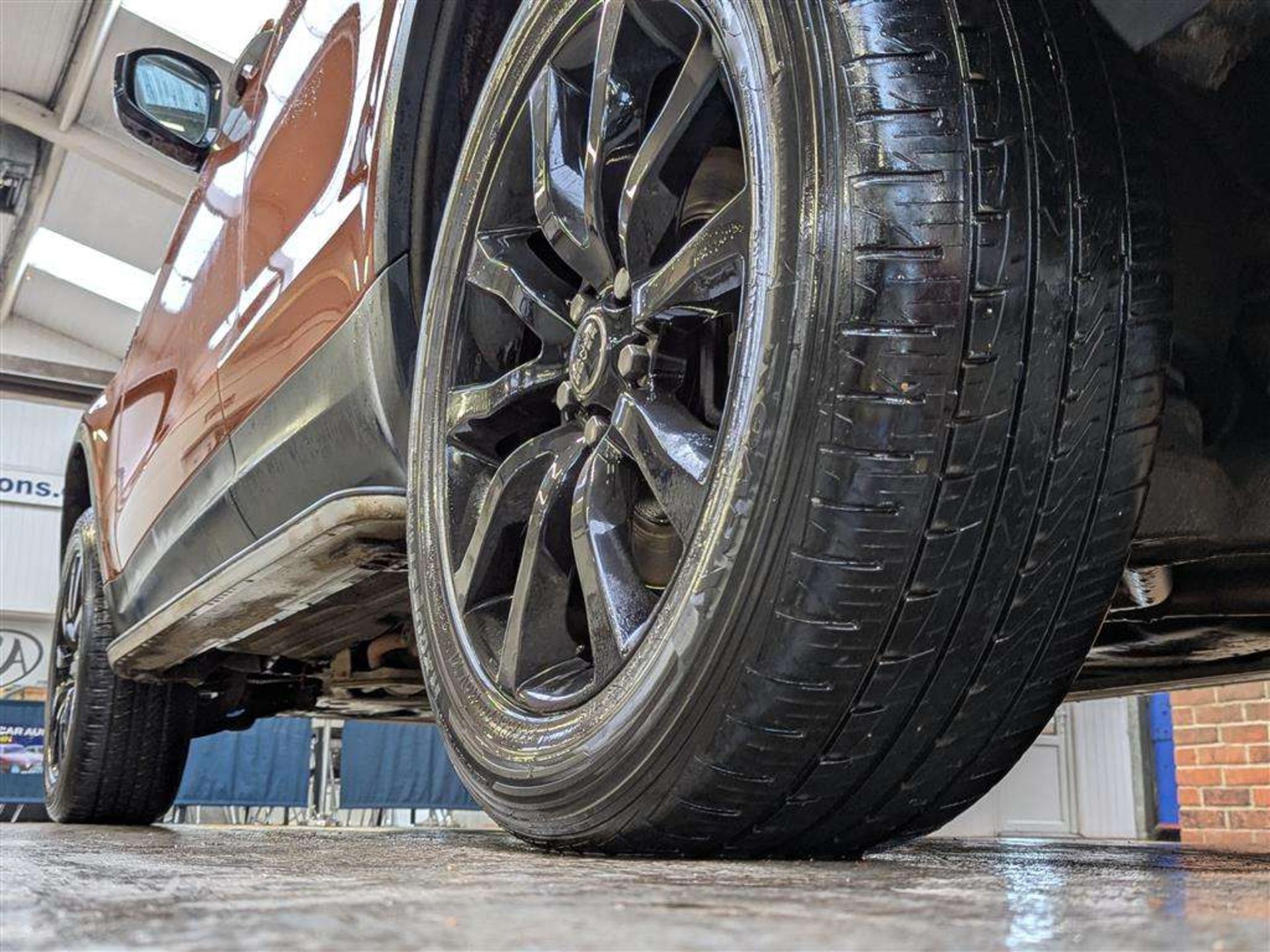 2016 LAND ROVER DISCOVERY LUXURY HSE TD6 - Image 29 of 46