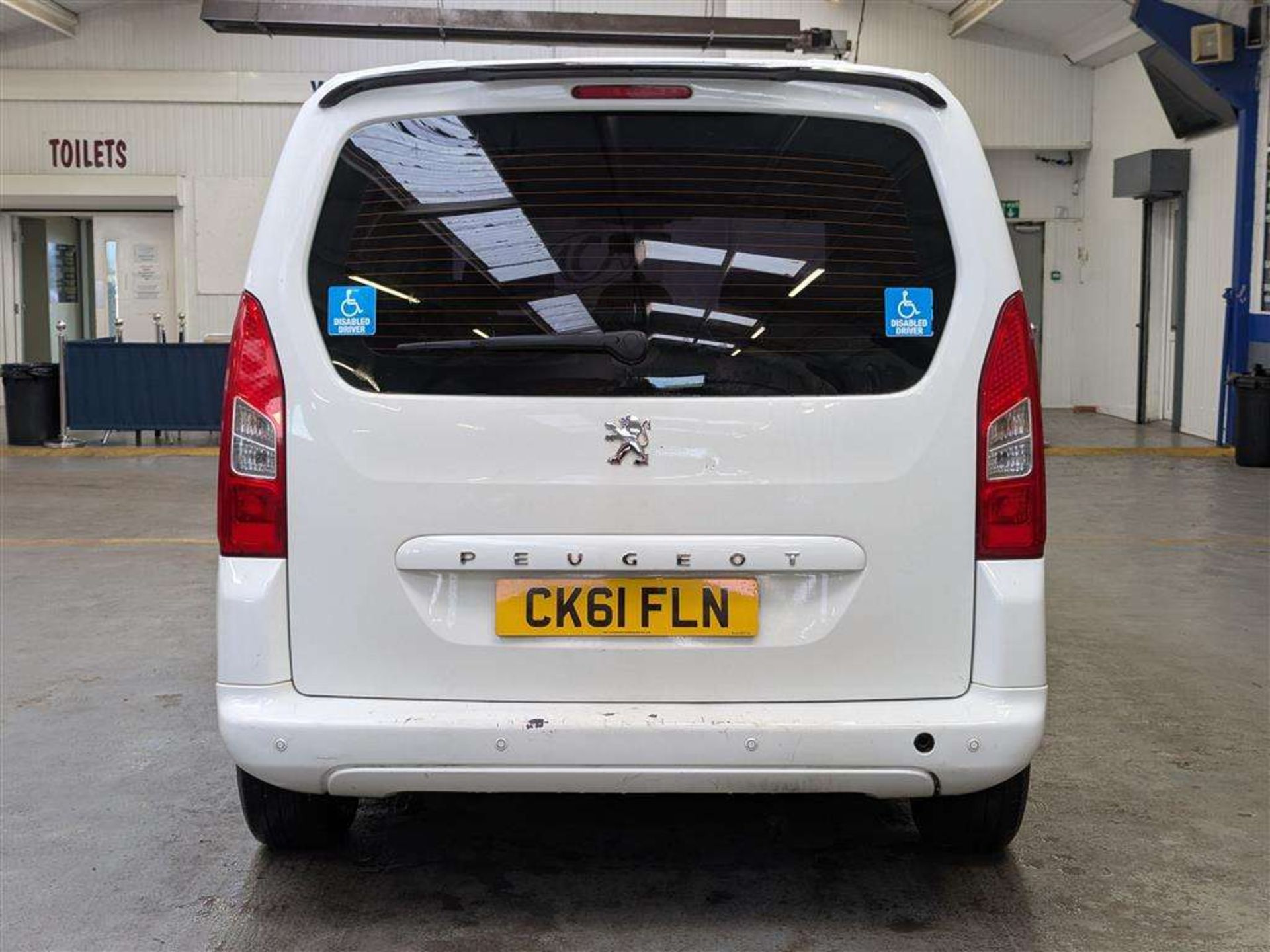 2011 PEUGEOT PARTNER TEPEE S E-HDI S-A - Image 3 of 29