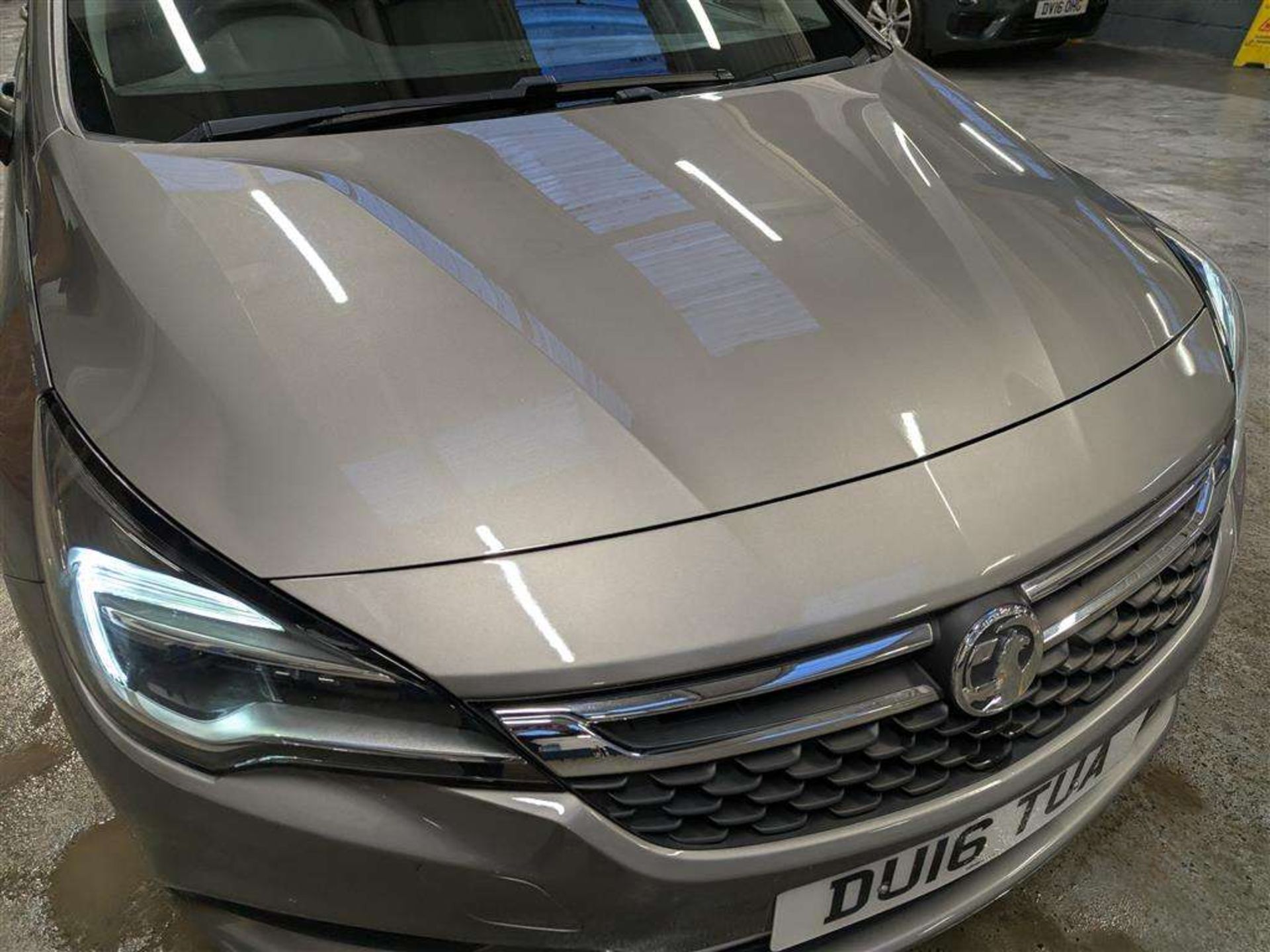 2016 VAUXHALL ASTRA DESIGN - Image 24 of 28