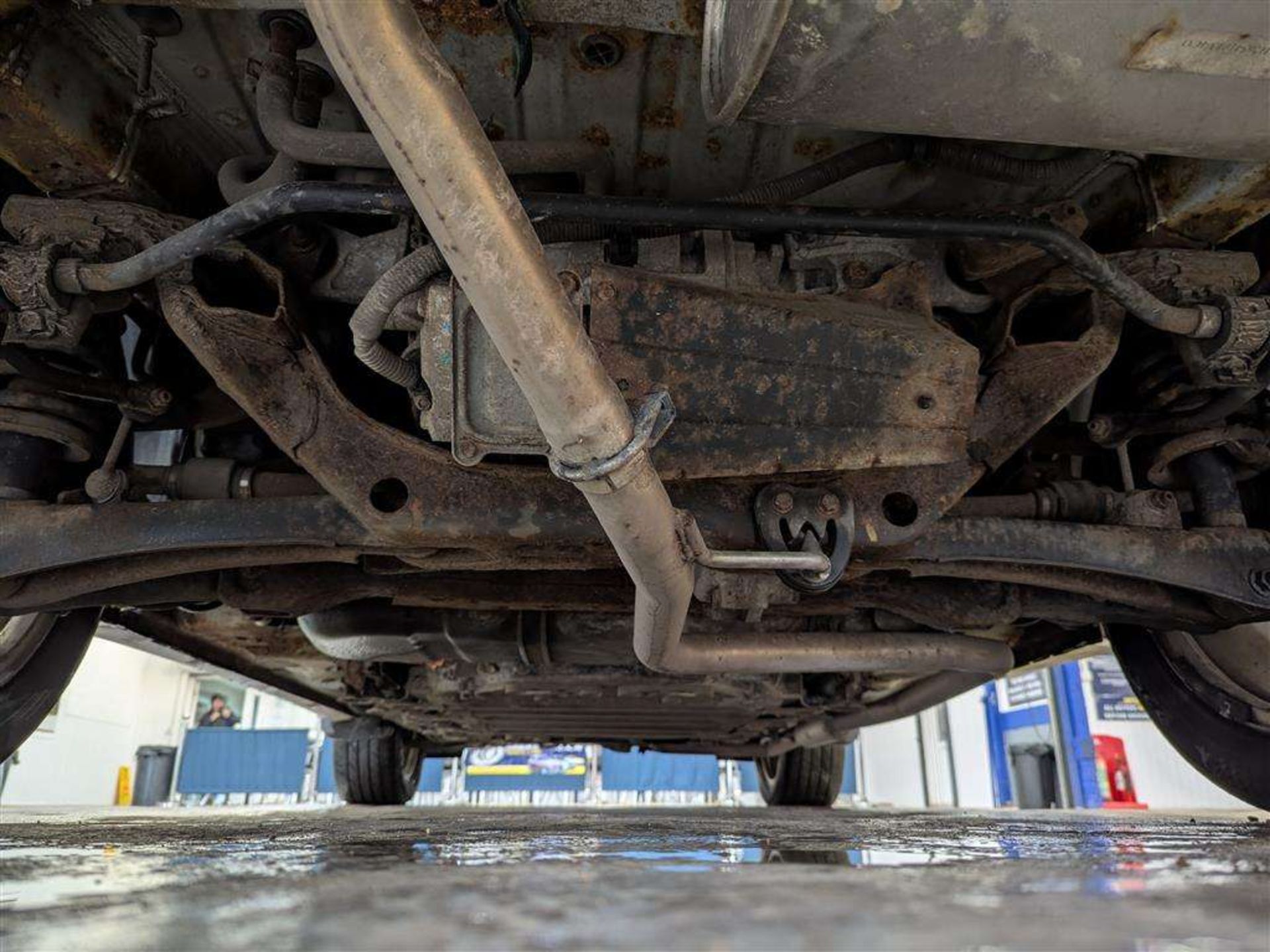 2015 MITSUBISHI OUTLANDER GX 4HS PHEV AUTO - Image 19 of 30