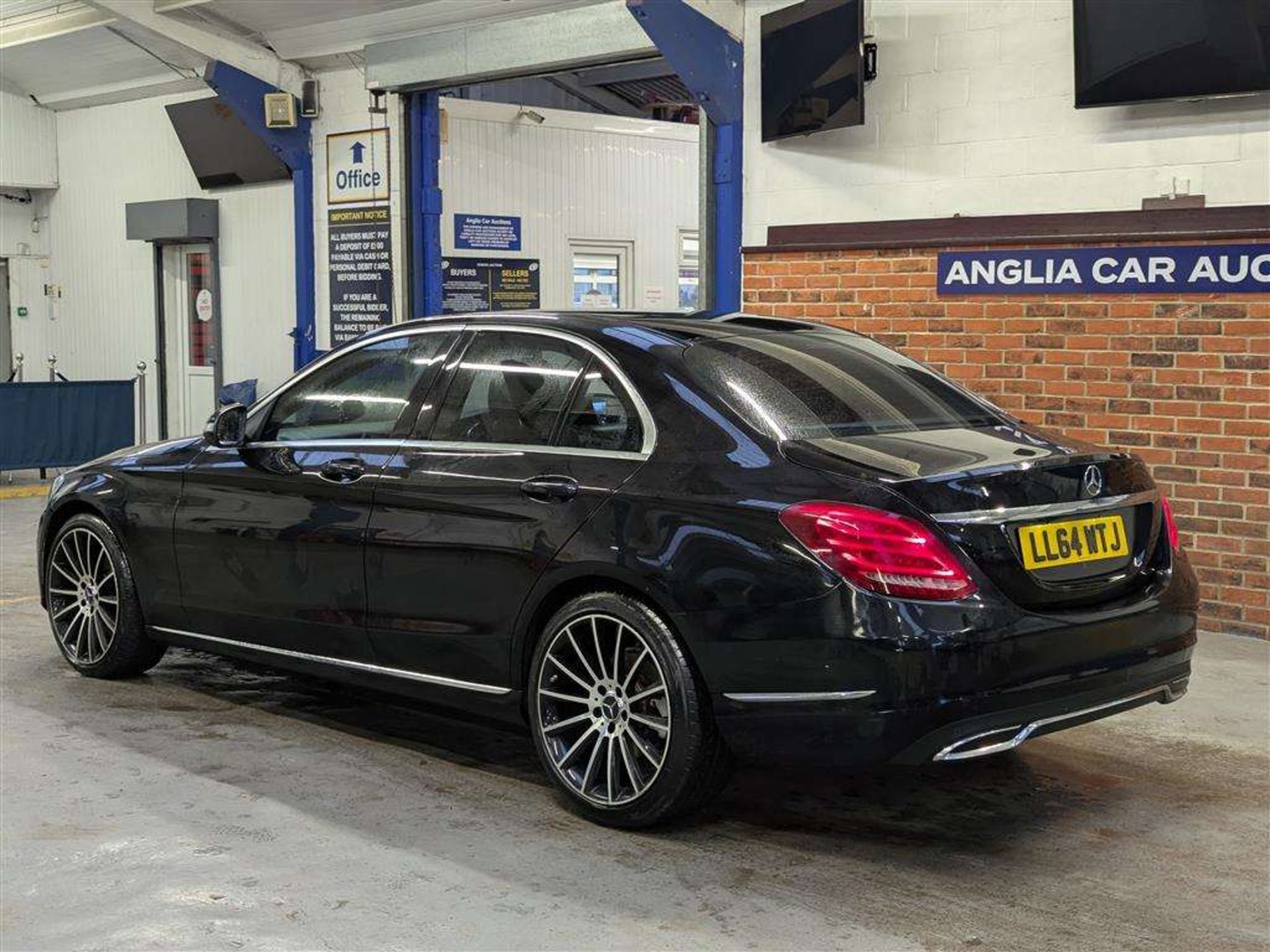 2014 MERCEDES-BENZ C220 SPORT BLUETEC AUTO **SOLD - Image 4 of 28