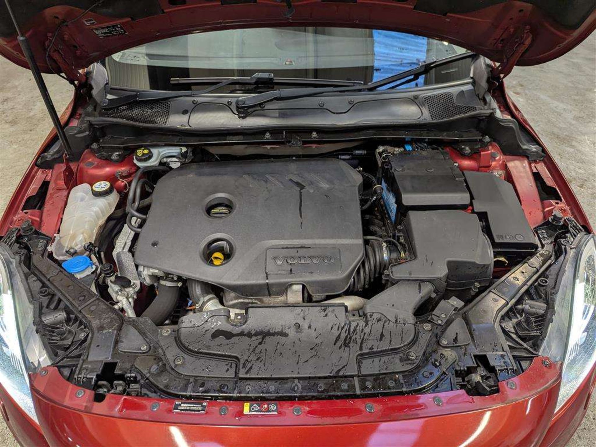 2015 VOLVO V40 CROSS COUNTRY LUX NAV - Image 23 of 30