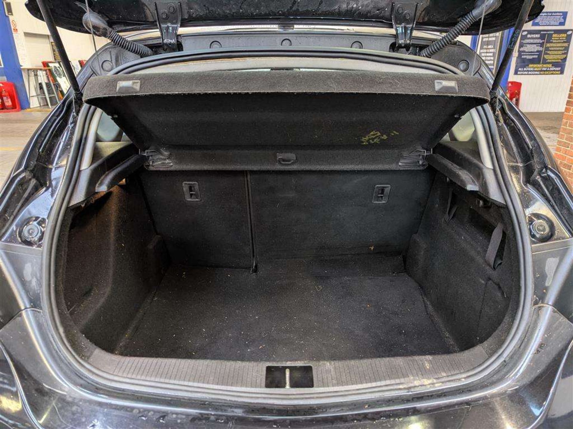 2010 VAUXHALL ASTRA EXCLUSIV 85 - Image 8 of 49