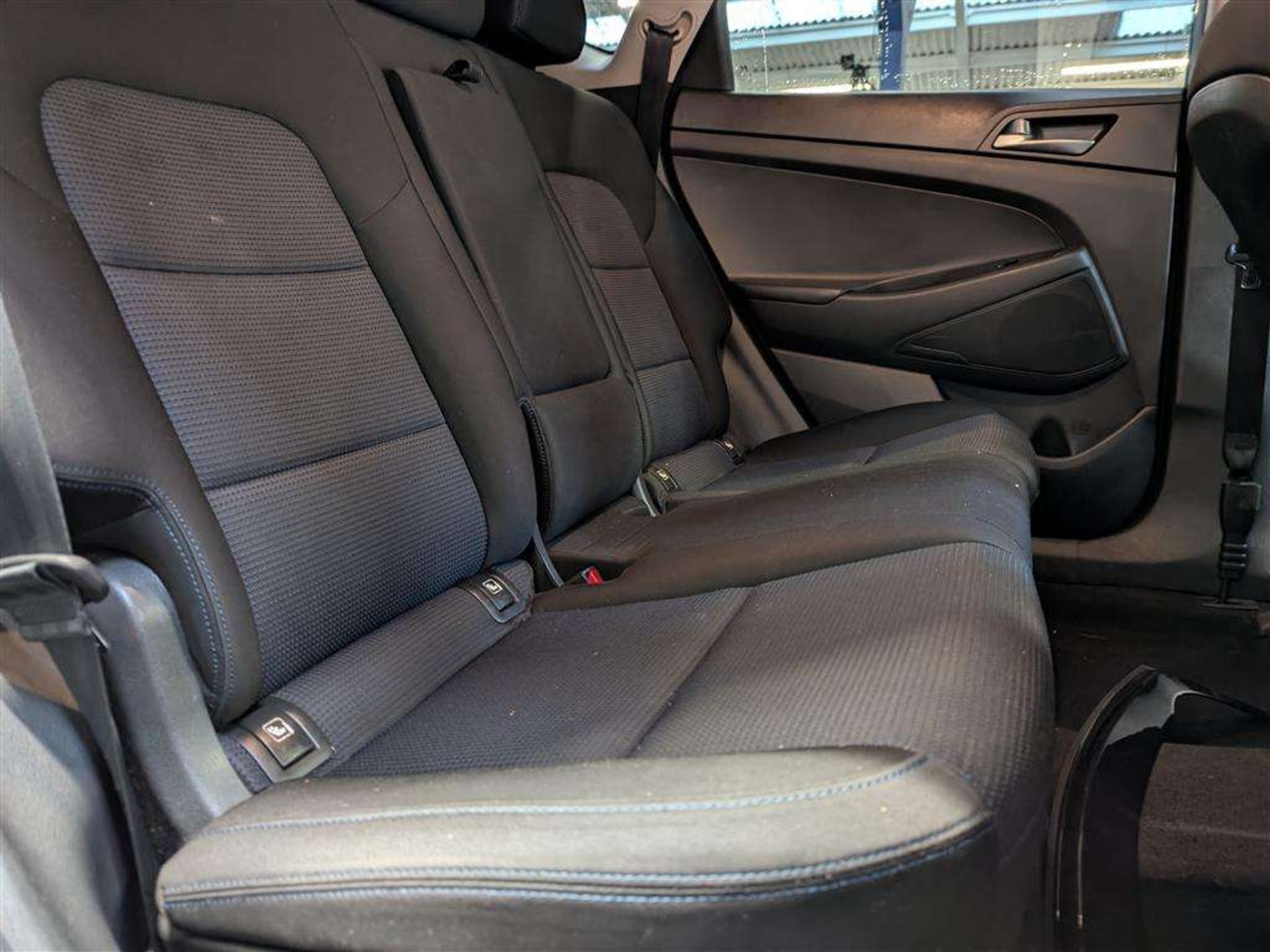 2016 HYUNDAI TUCSON SE NAV B-DRIVE 2WD - Image 16 of 29