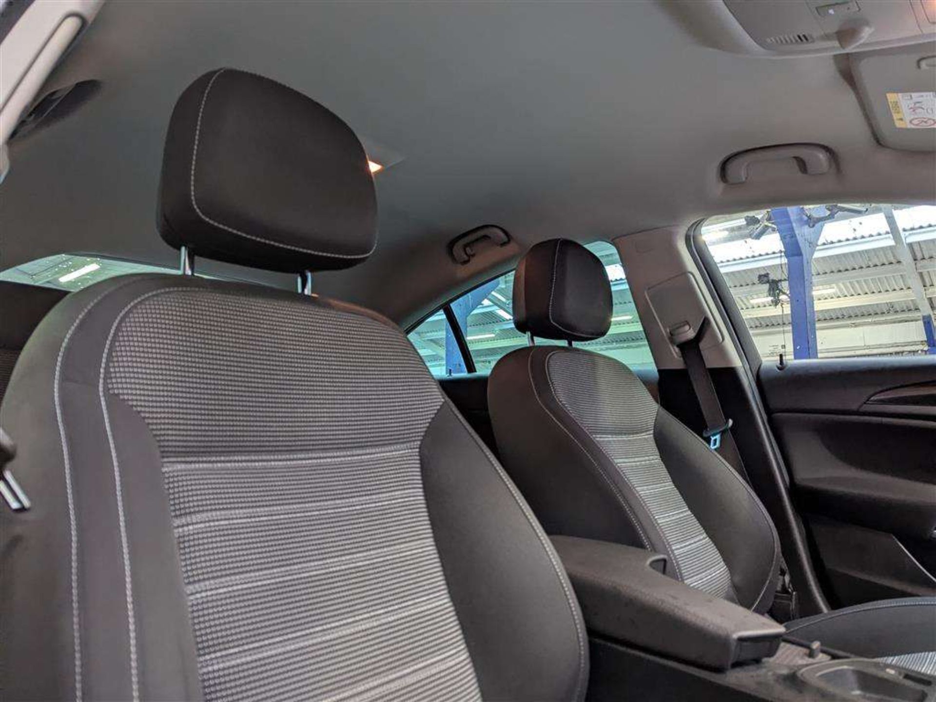 2016 VAUXHALL INSIGNIA SRI NAV CDTI AUT - Image 14 of 30