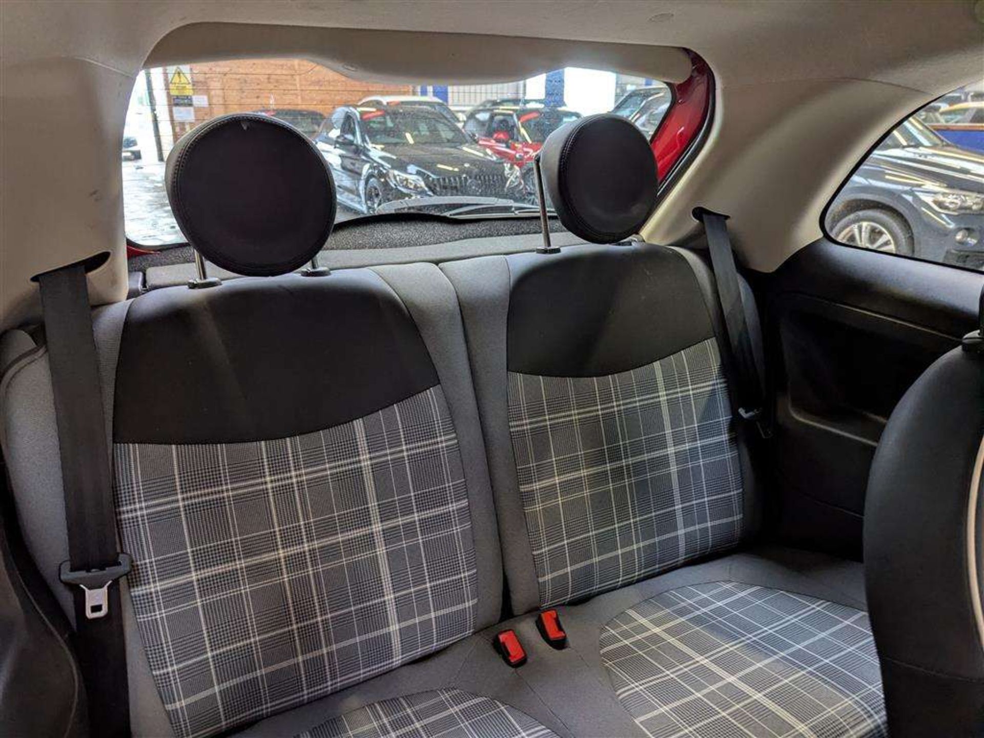 2016 FIAT 500 LOUNGE - Image 12 of 28