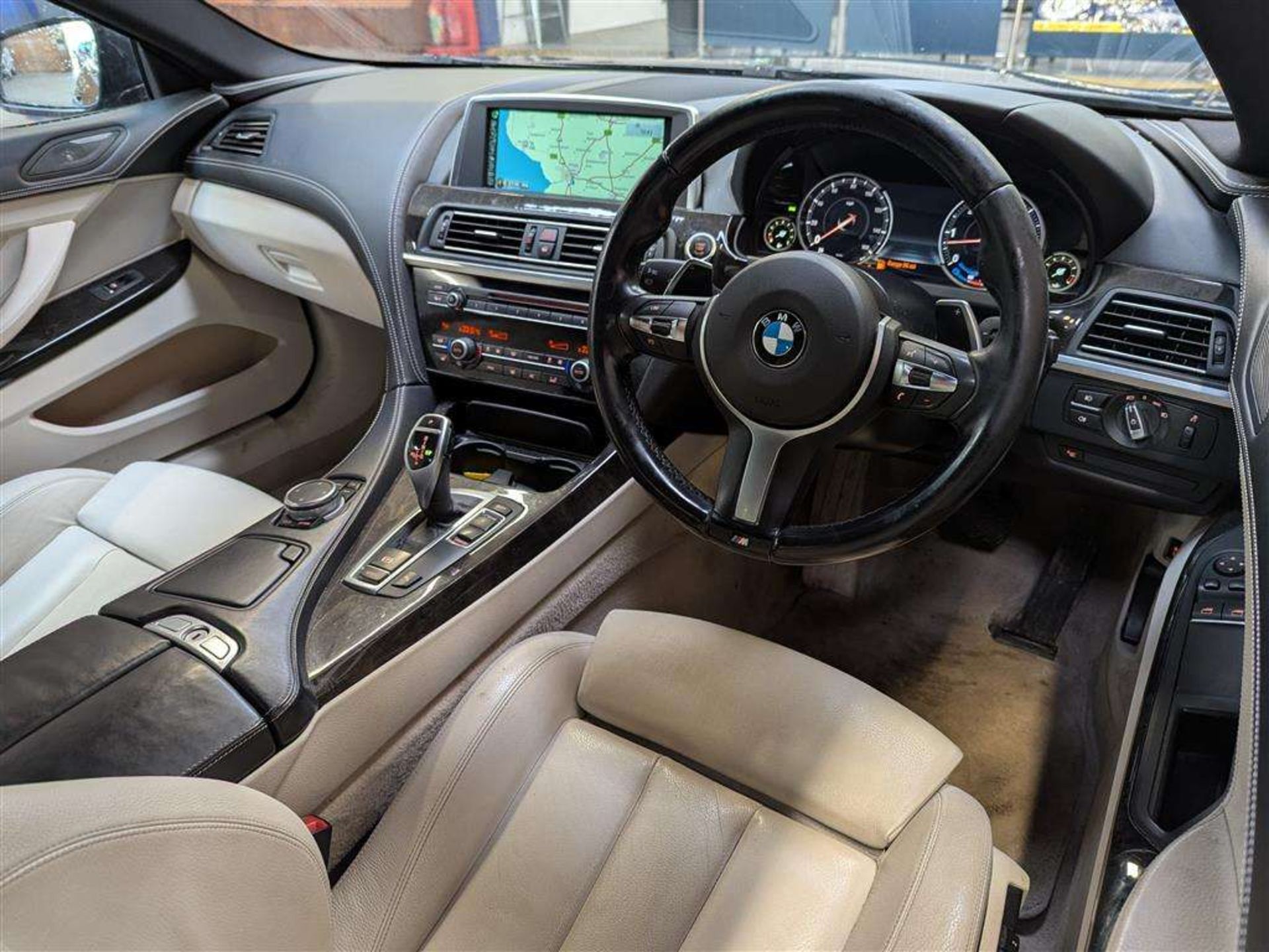 2015 BMW 640D M SPORT AUTO - Image 12 of 29
