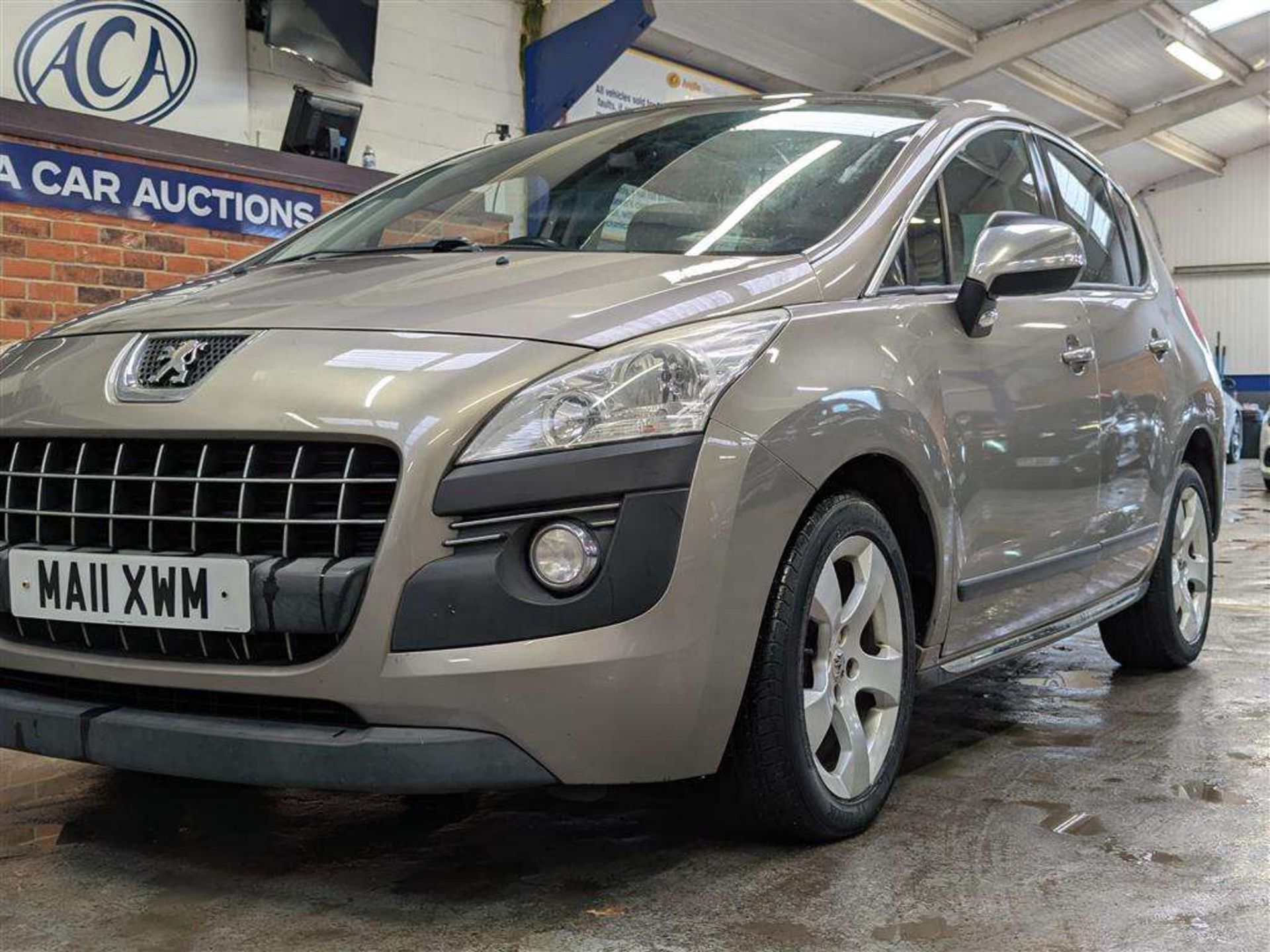 2011 PEUGEOT 3008 EXCLUSIVE HDI - Image 15 of 30