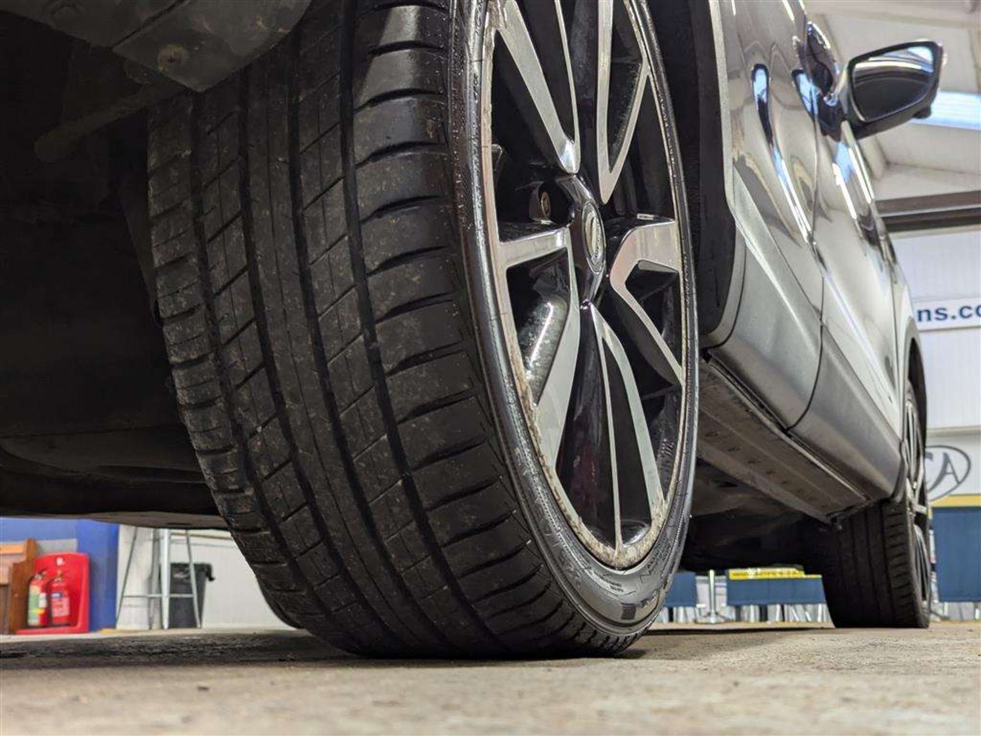 2014 NISSAN QASHQAI TEKNA DCI - Image 13 of 28