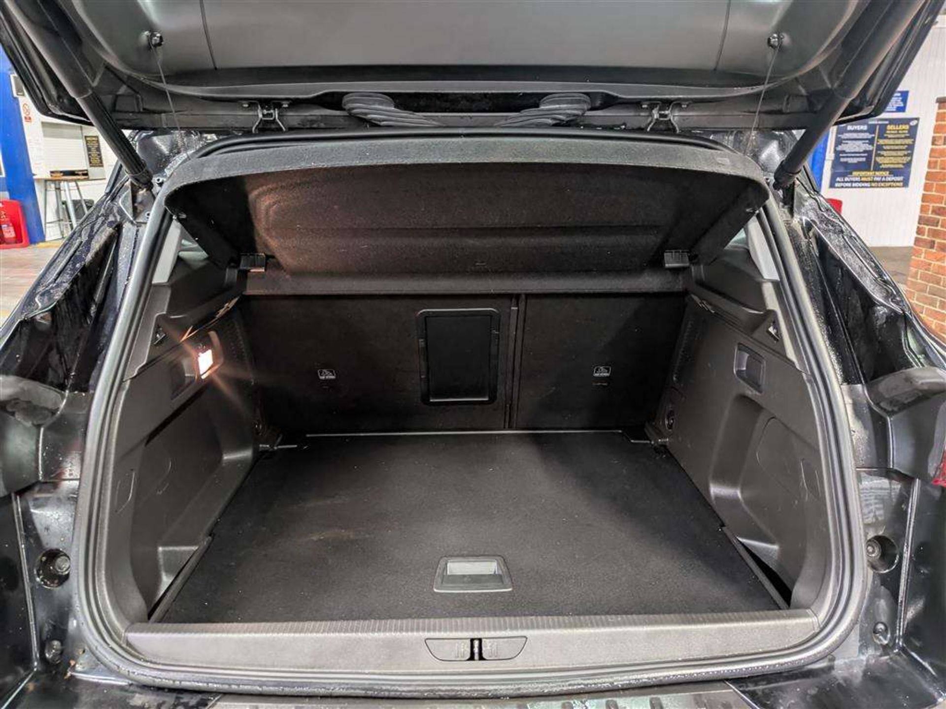 2018 VAUXHALL GRANDLAND X SPORT NAV T D - Image 8 of 28