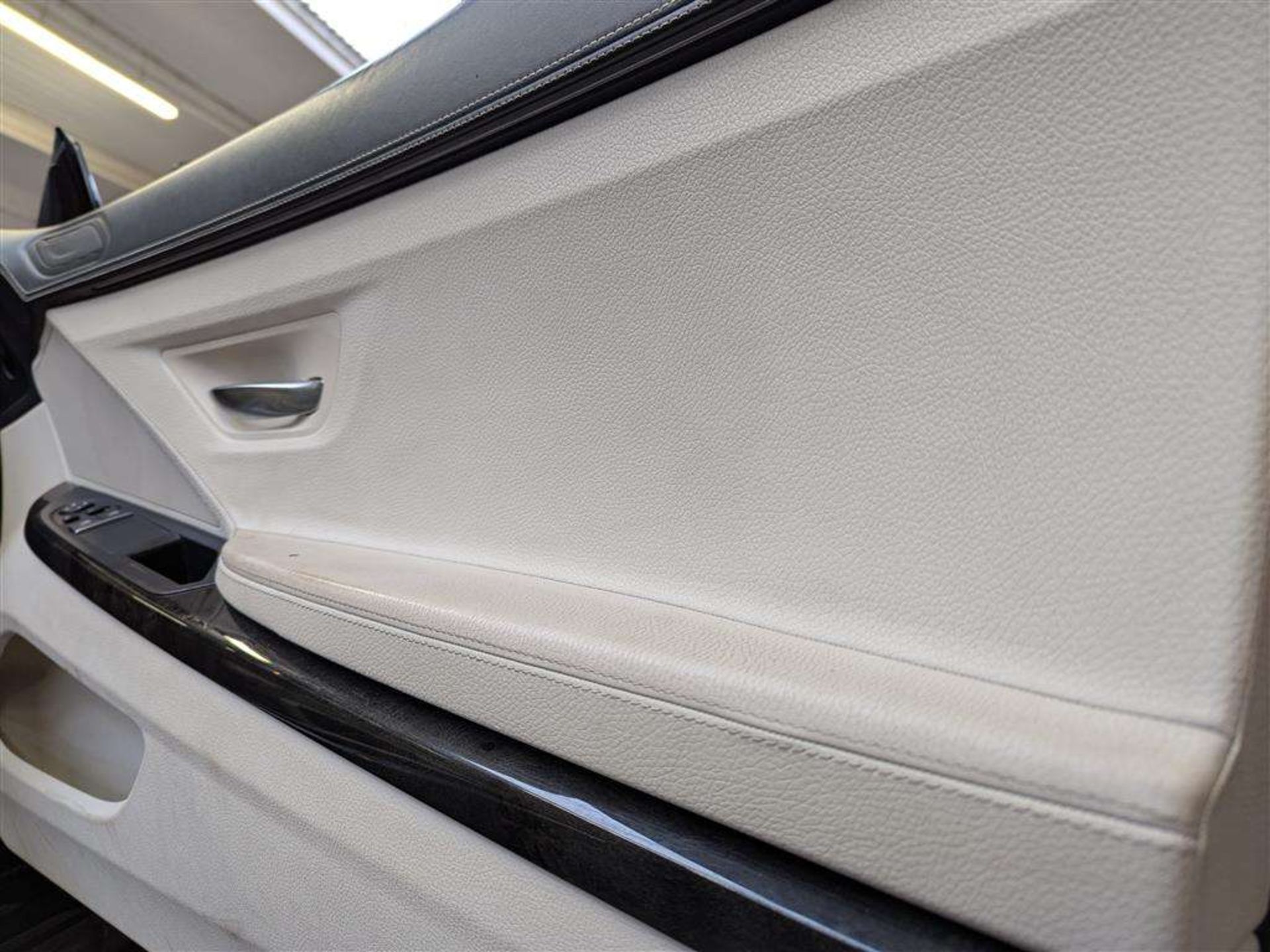 2015 BMW 640D M SPORT AUTO - Image 15 of 29