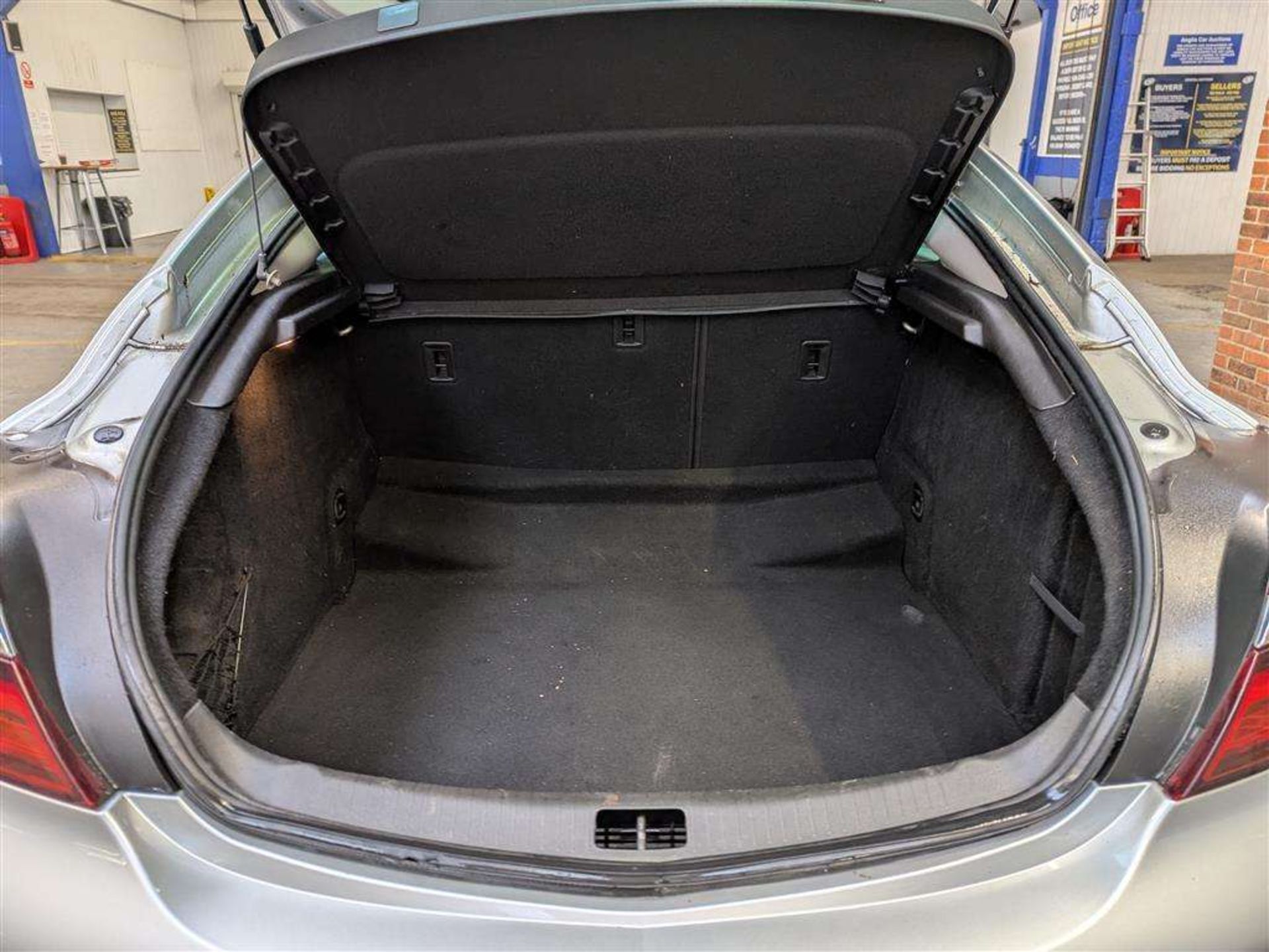 2016 VAUXHALL INSIGNIA SRI NAV CDTI S/S - Image 6 of 55