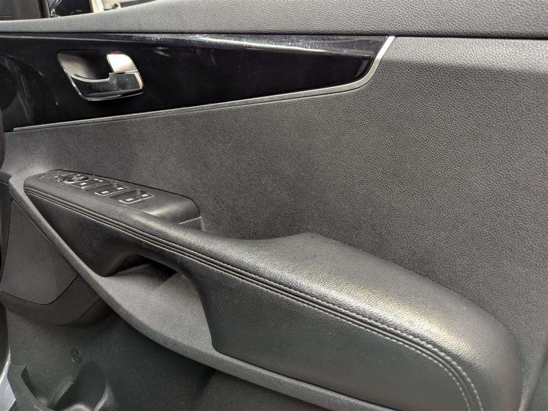 2016 KIA SORENTO KX-2 CRDI ISG 4X4 - Image 14 of 30