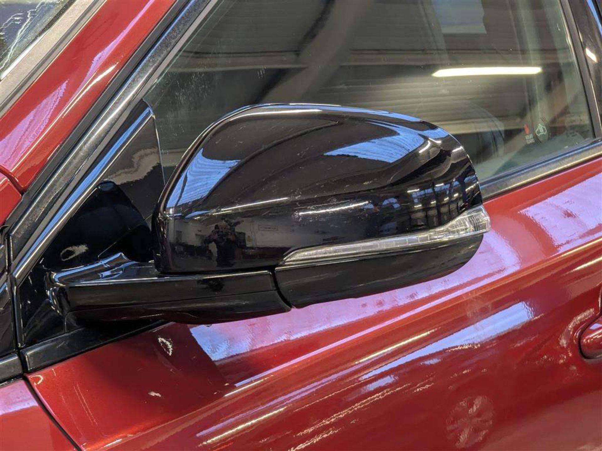 2015 VOLVO V40 CROSS COUNTRY LUX NAV - Image 22 of 30