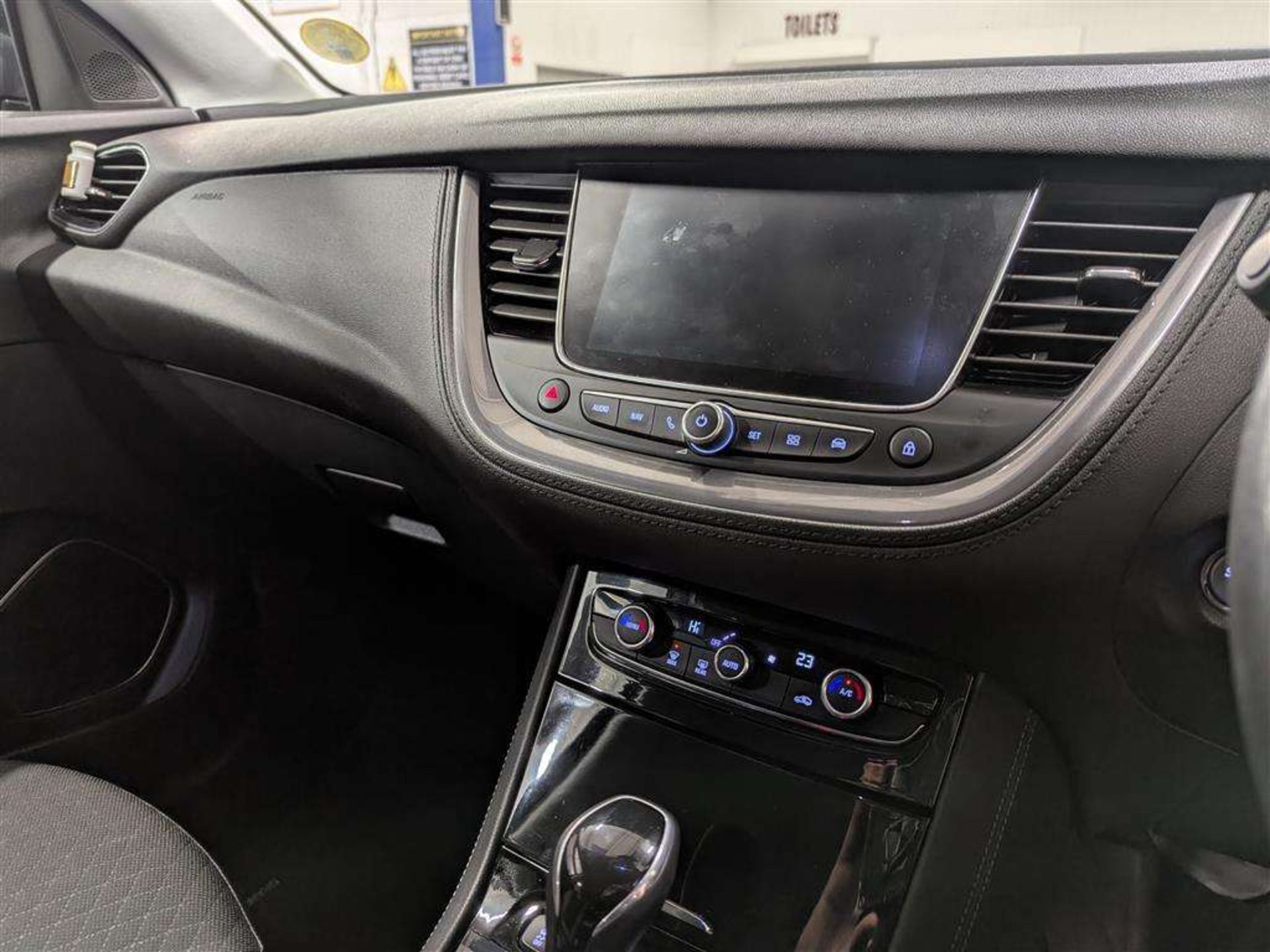 2018 VAUXHALL GRANDLAND X SPORT NAV T D - Image 18 of 28