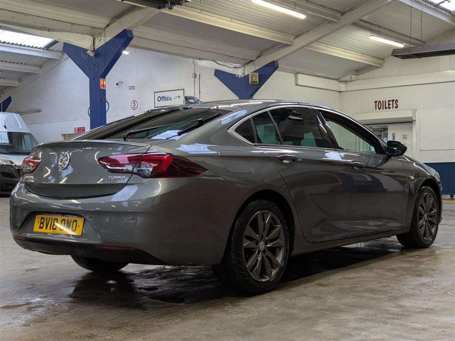 2018 VAUXHALL INSIGNIA SRI TURBO - Image 24 of 53