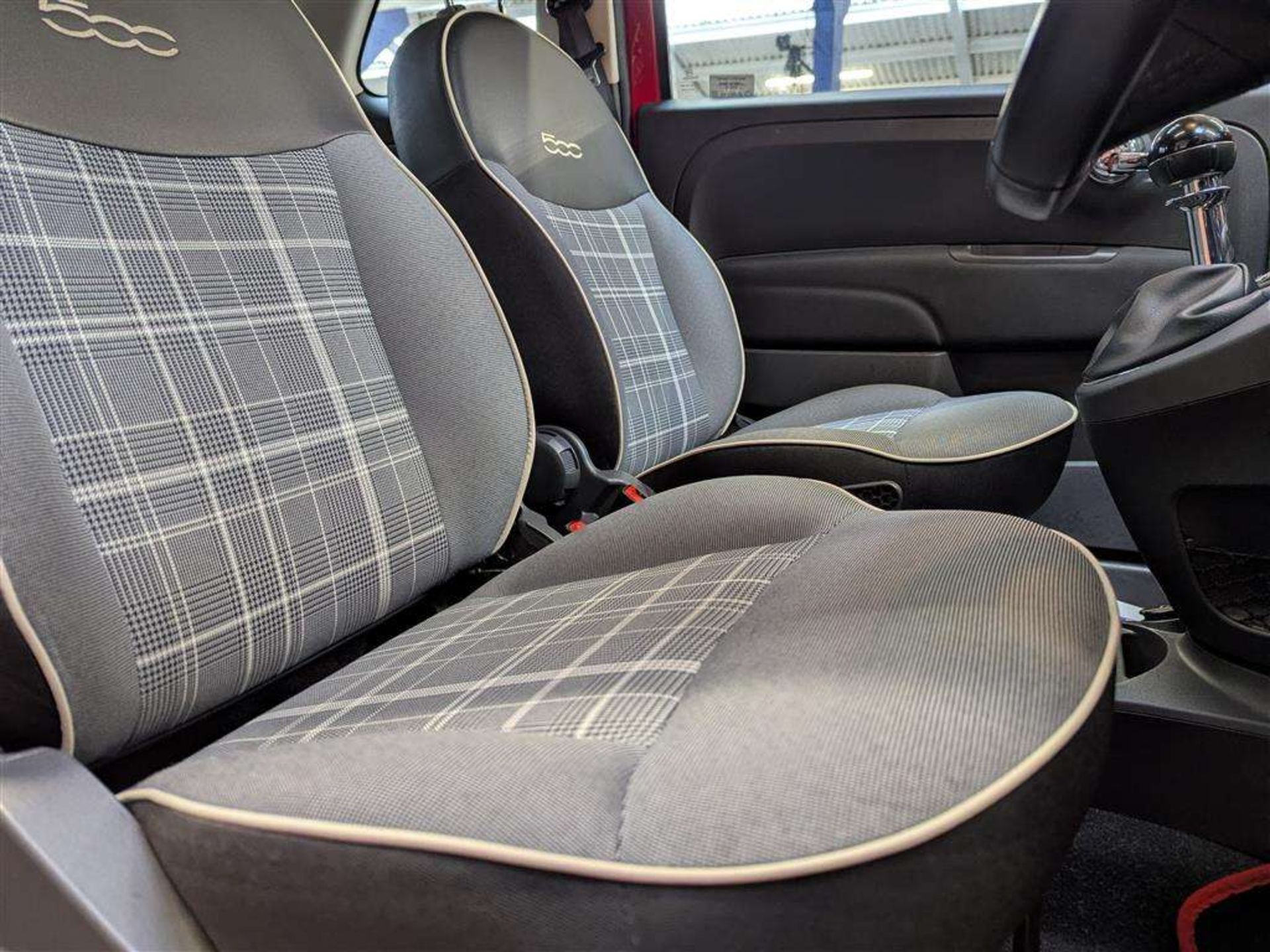2016 FIAT 500 LOUNGE - Image 11 of 28