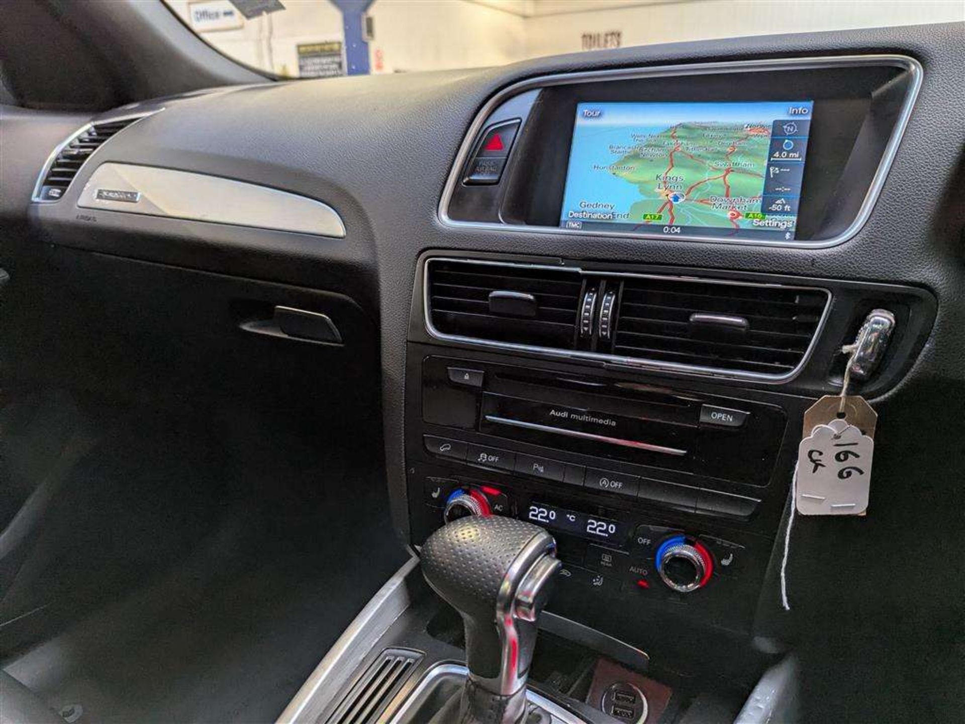 2013 AUDI Q5 S LINE PLUS TDI QUATTR - Image 16 of 30