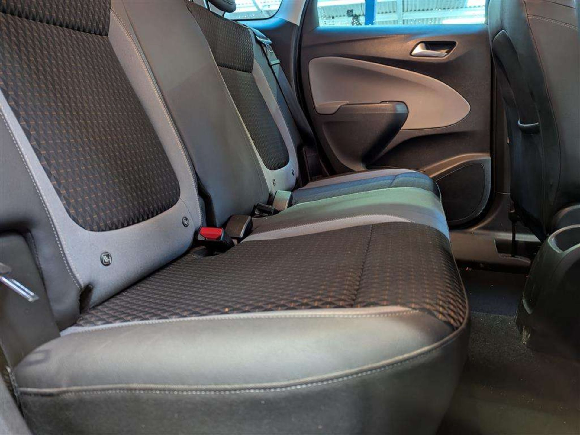 2020 VAUXHALL CROSSLAND X ELITE TURBO AUTO - Image 17 of 28