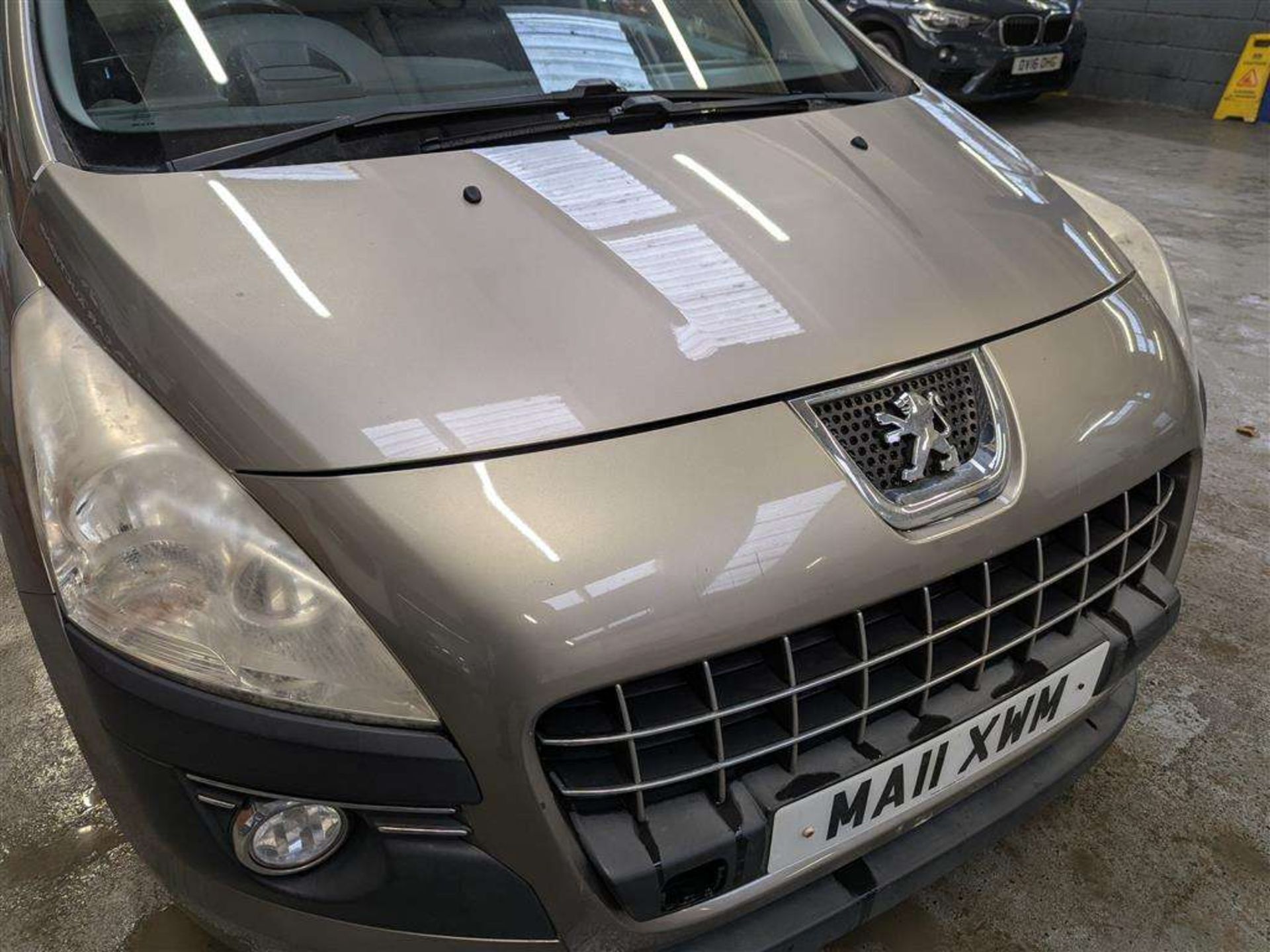 2011 PEUGEOT 3008 EXCLUSIVE HDI - Image 25 of 30