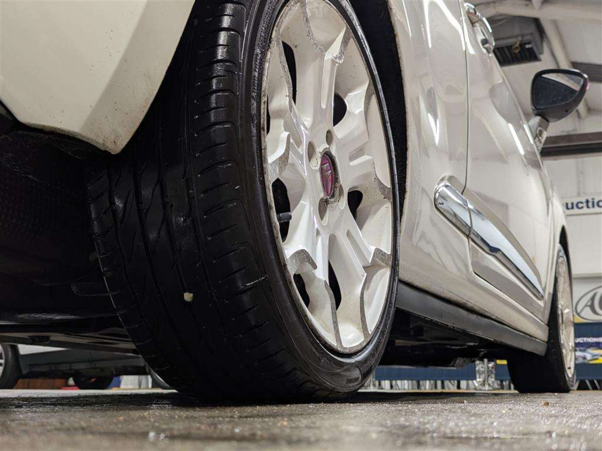 2012 CITROEN DS3 DSTYLE E-HDI - Image 13 of 29