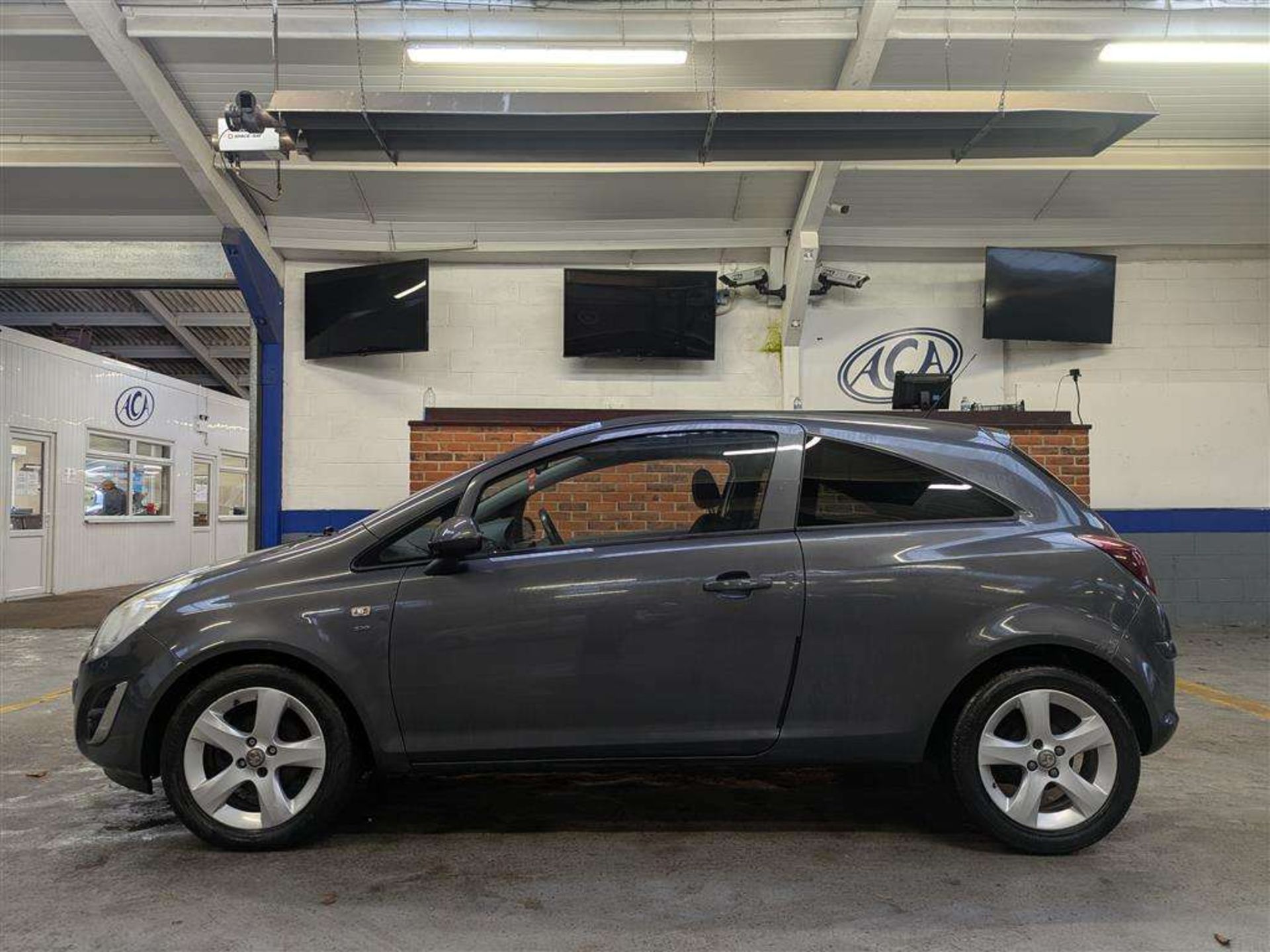 2011 VAUXHALL CORSA SXI - Image 2 of 29