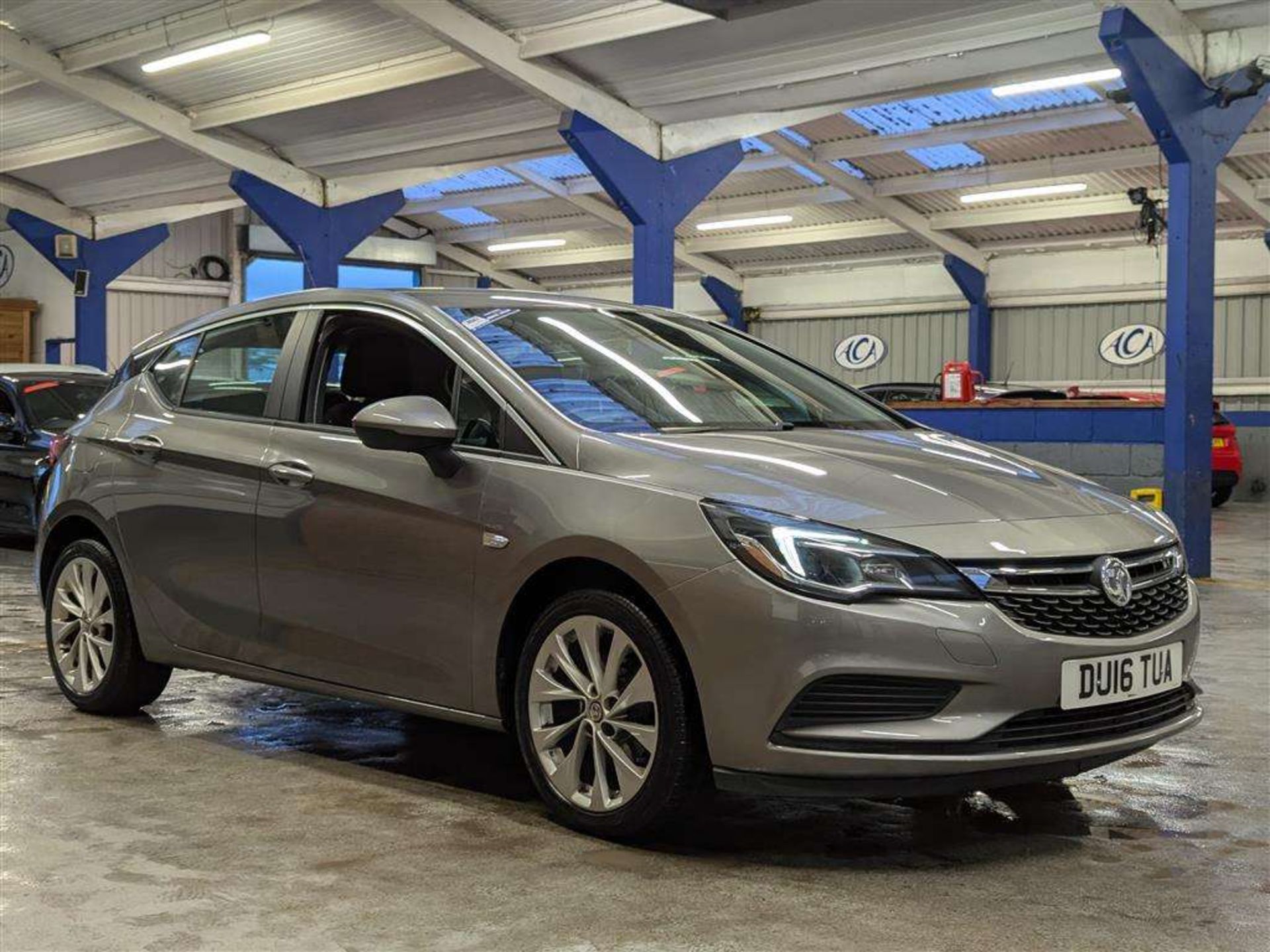 2016 VAUXHALL ASTRA DESIGN - Image 5 of 28