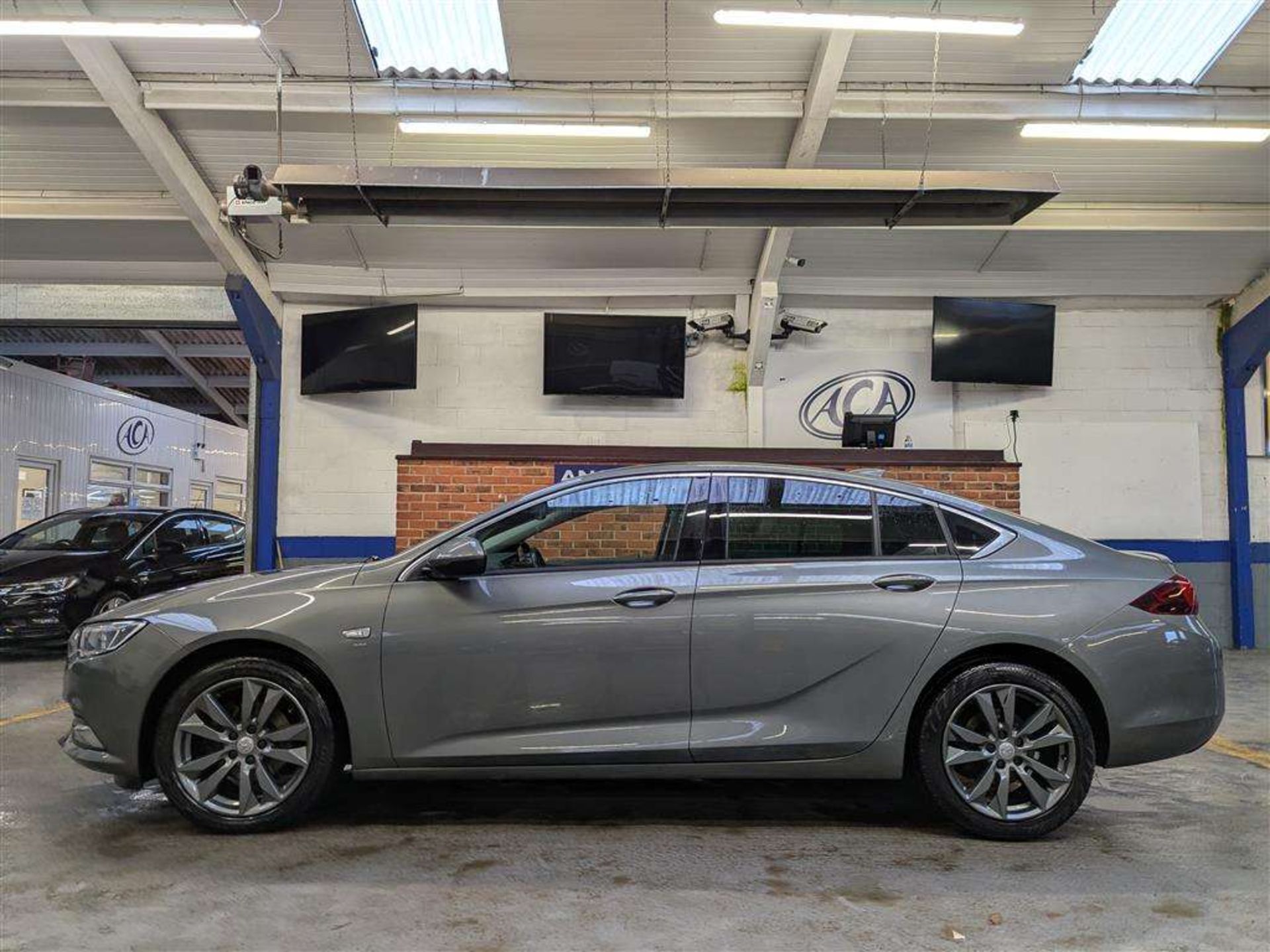 2018 VAUXHALL INSIGNIA SRI TURBO - Image 2 of 53