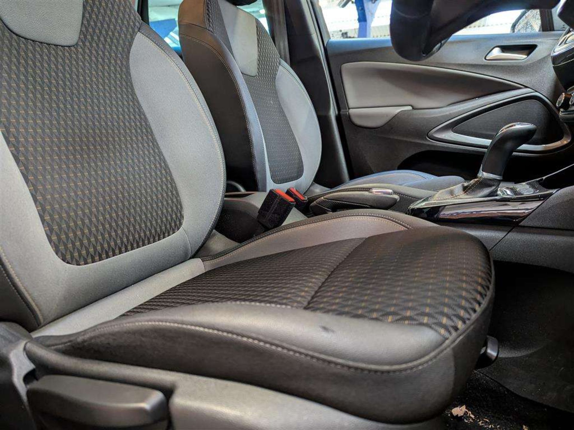 2020 VAUXHALL CROSSLAND X ELITE TURBO AUTO - Image 16 of 28