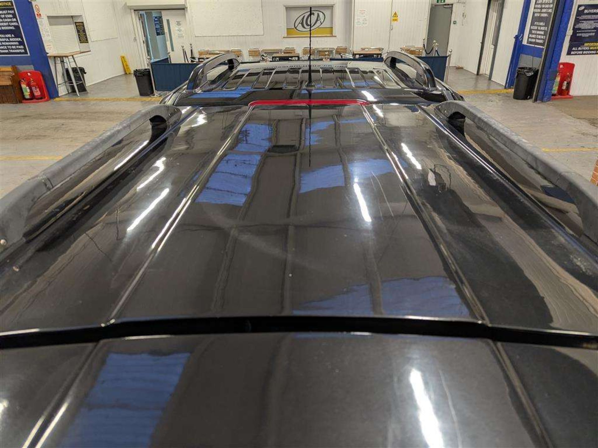 2019 NISSAN NAVARA N-GUARD DCI AUTO - Image 14 of 30