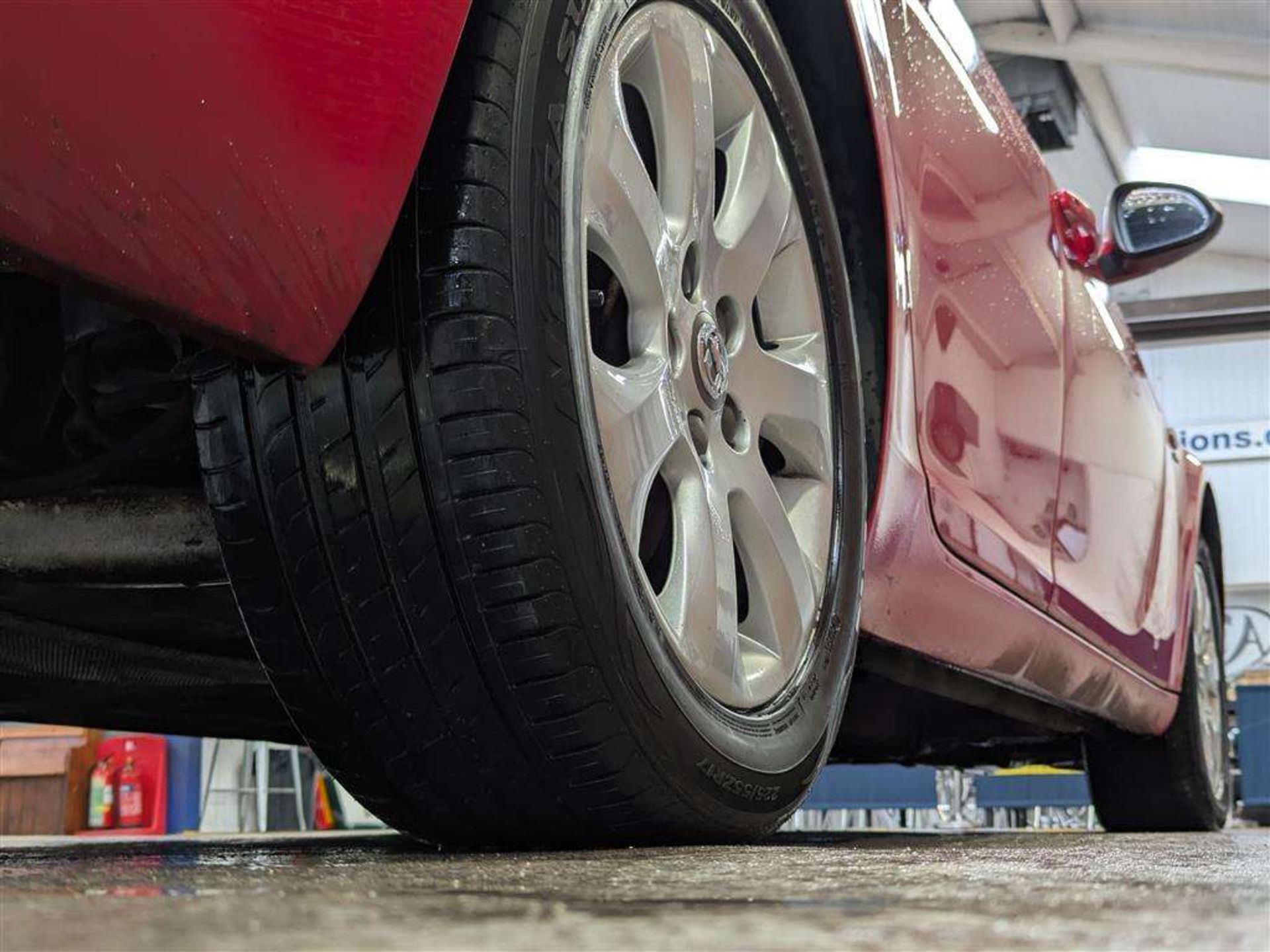 2016 VAUXHALL INSIGNIA SRI NAV CDTI AUT - Image 13 of 30