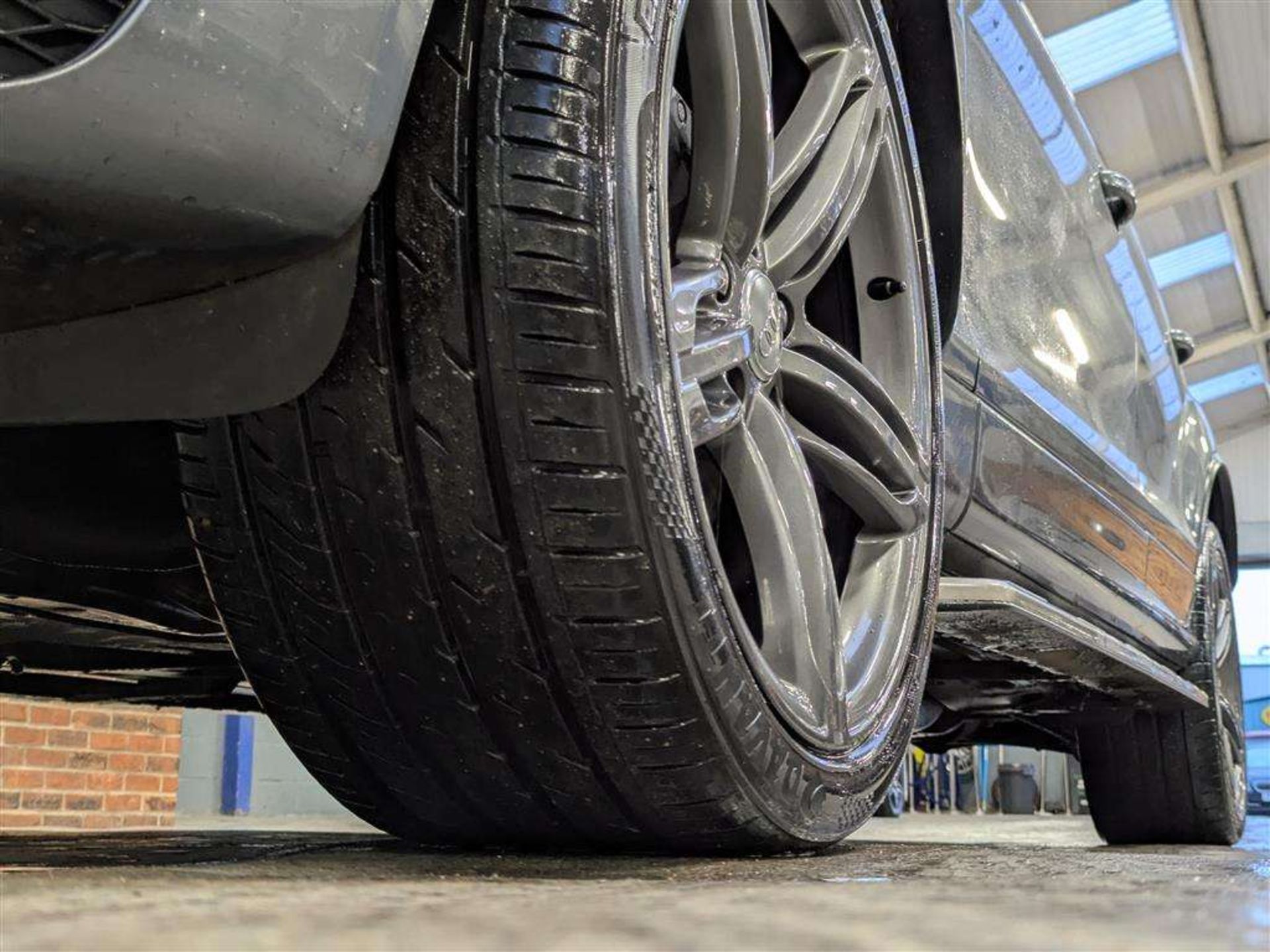 2013 AUDI Q7 S LINE + TDI QUATTRO AUTO - Image 29 of 47