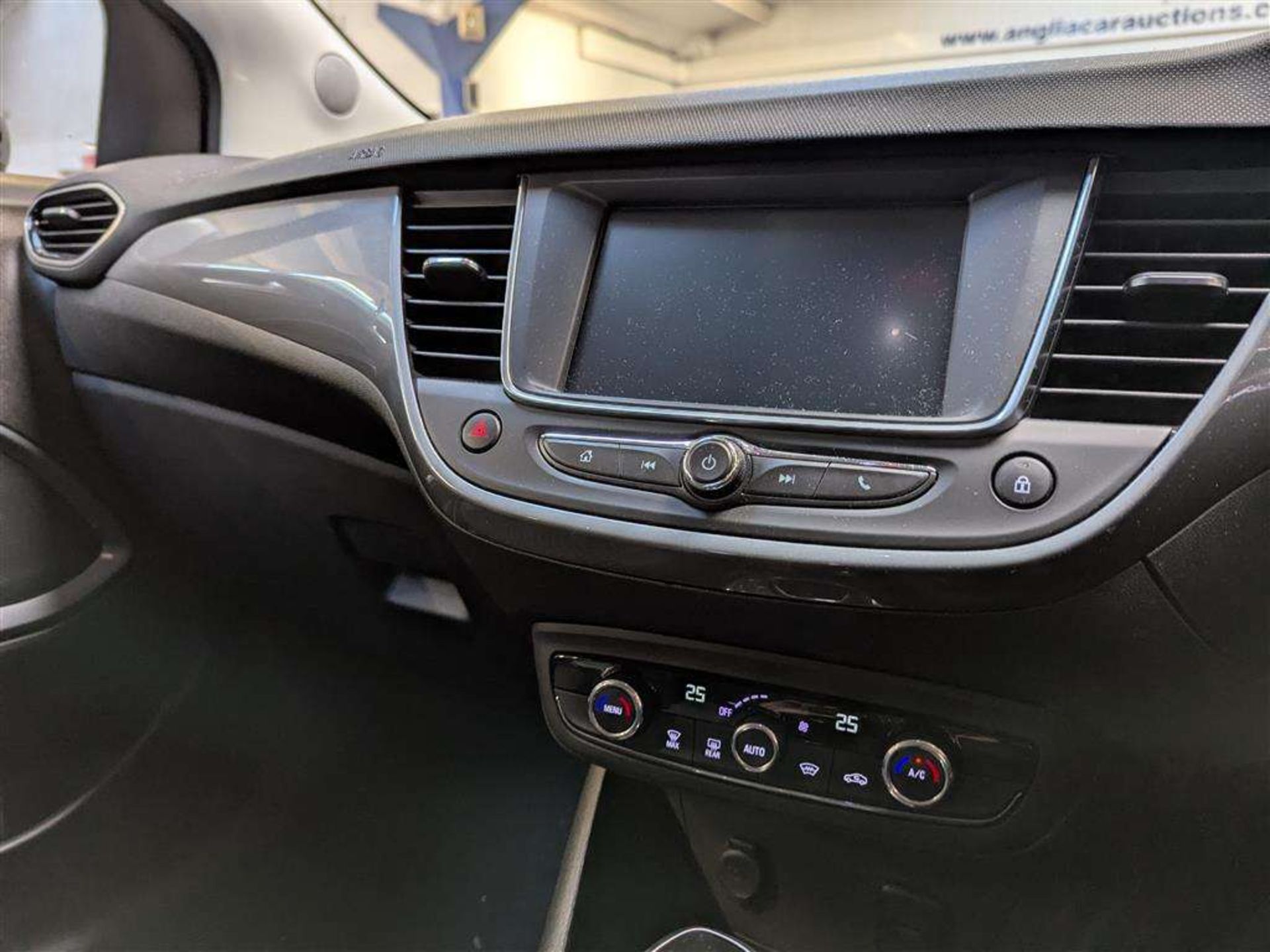 2020 VAUXHALL CROSSLAND X ELITE TURBO AUTO - Image 18 of 28