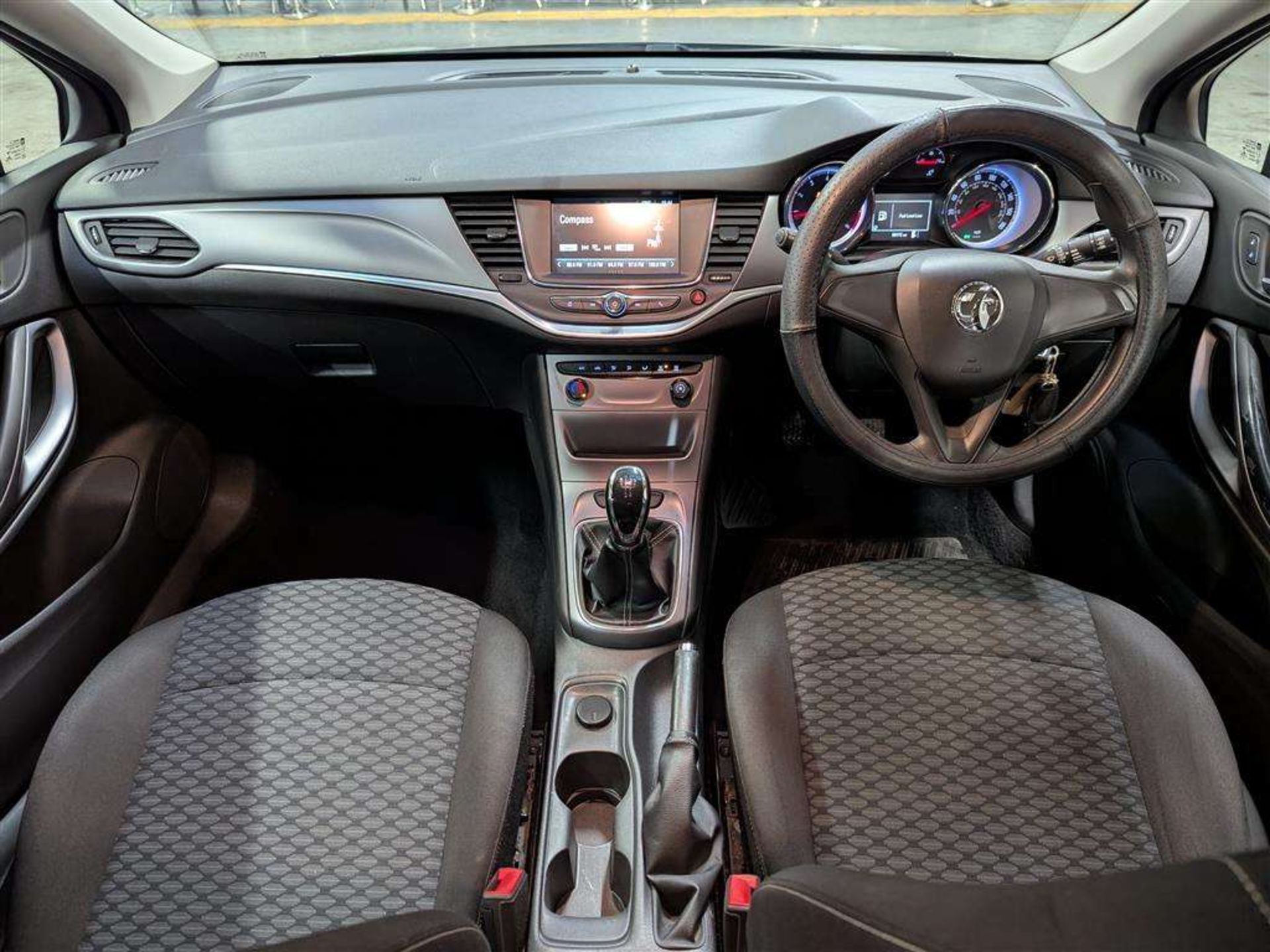 2016 VAUXHALL ASTRA DESIGN - Image 7 of 28