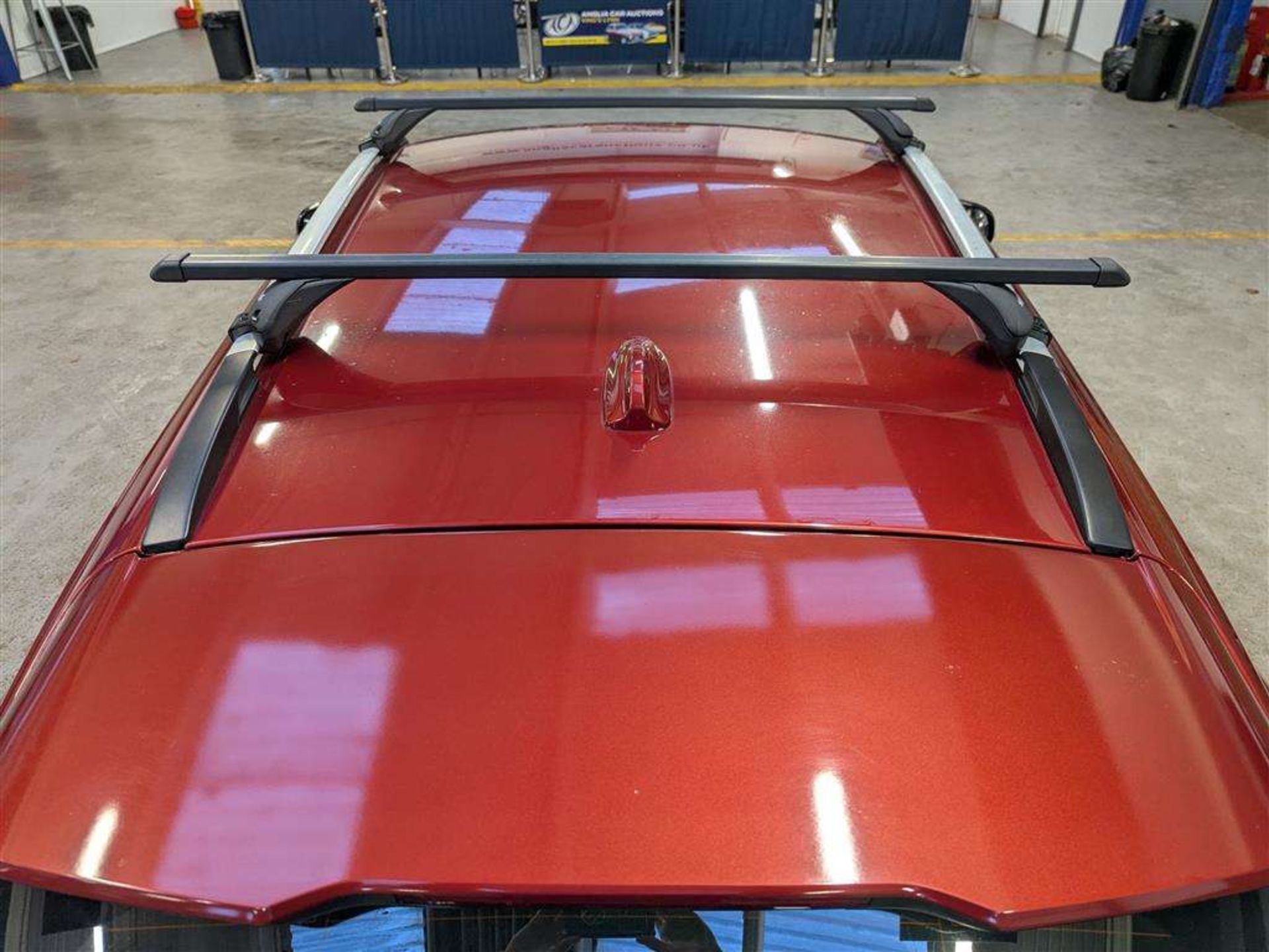 2015 VOLVO V40 CROSS COUNTRY LUX NAV - Image 20 of 30