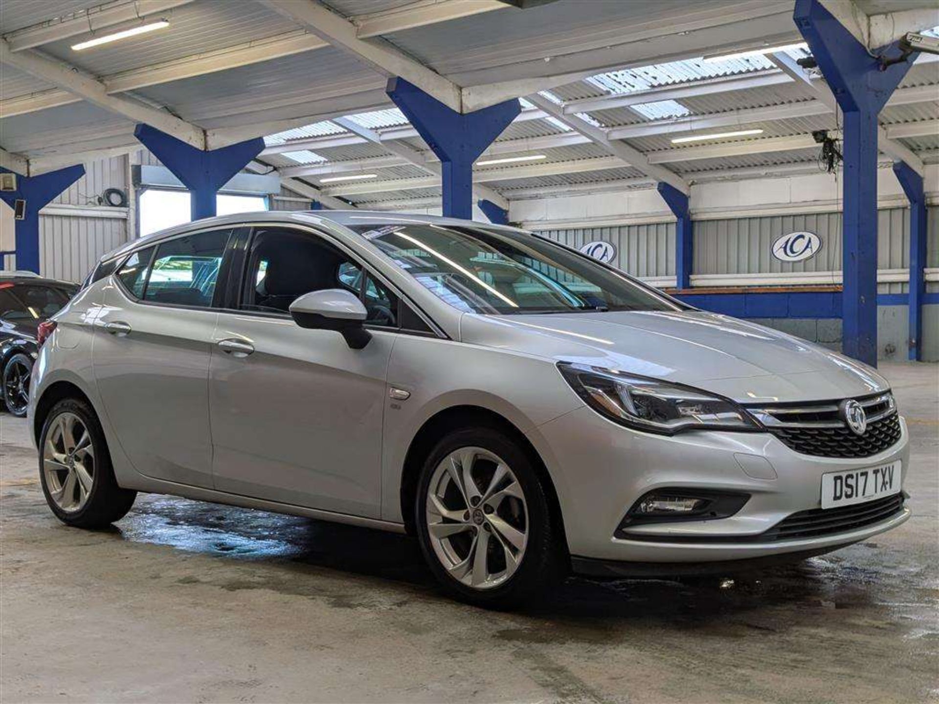 2017 VAUXHALL ASTRA SRI NAV TURBO - Image 5 of 28