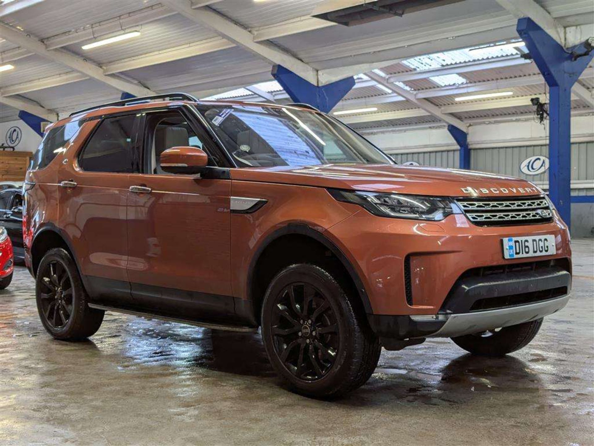 2016 LAND ROVER DISCOVERY LUXURY HSE TD6 - Image 21 of 46