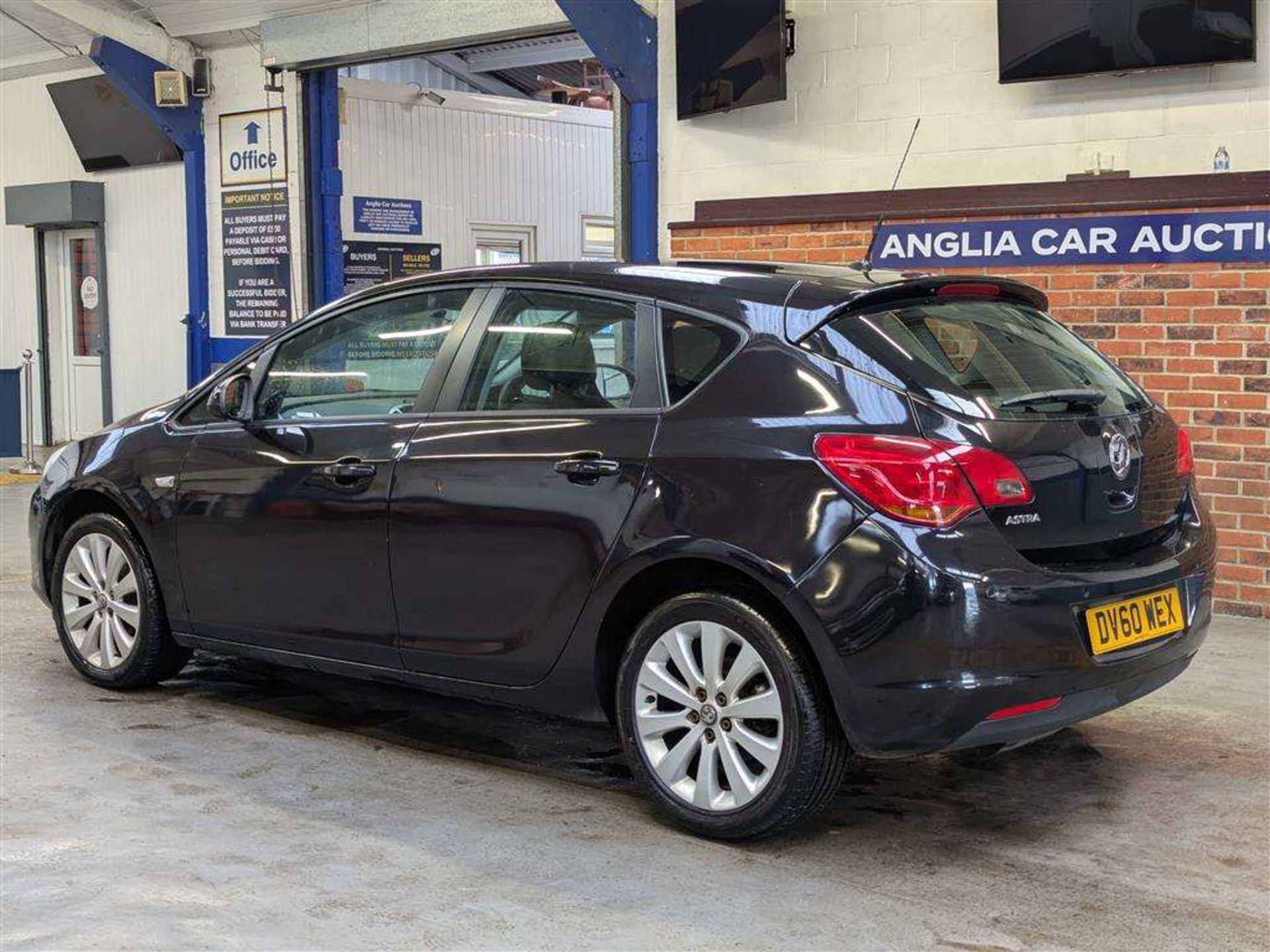 2010 VAUXHALL ASTRA EXCLUSIV 85 - Image 4 of 49