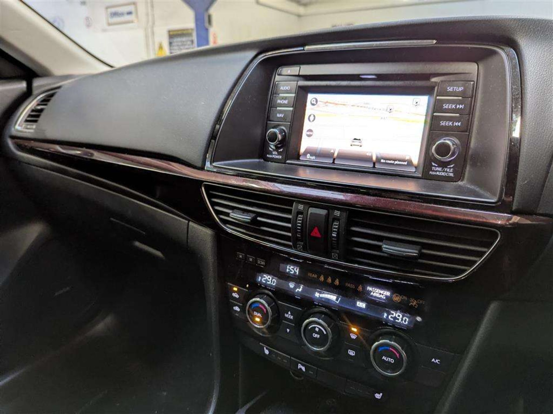 2013 MAZDA 6 SPORT NAV D - Image 11 of 28