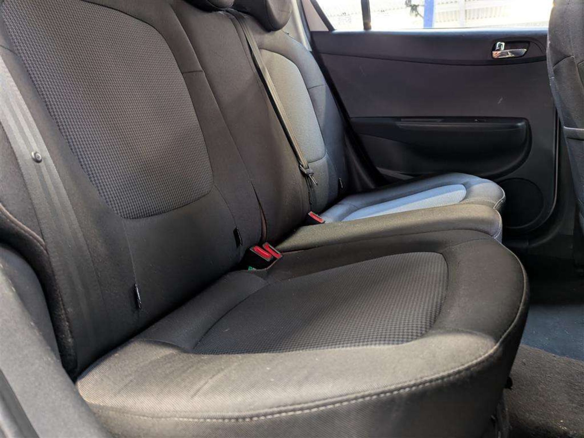 2014 HYUNDAI I20 ACTIVE - Image 12 of 30